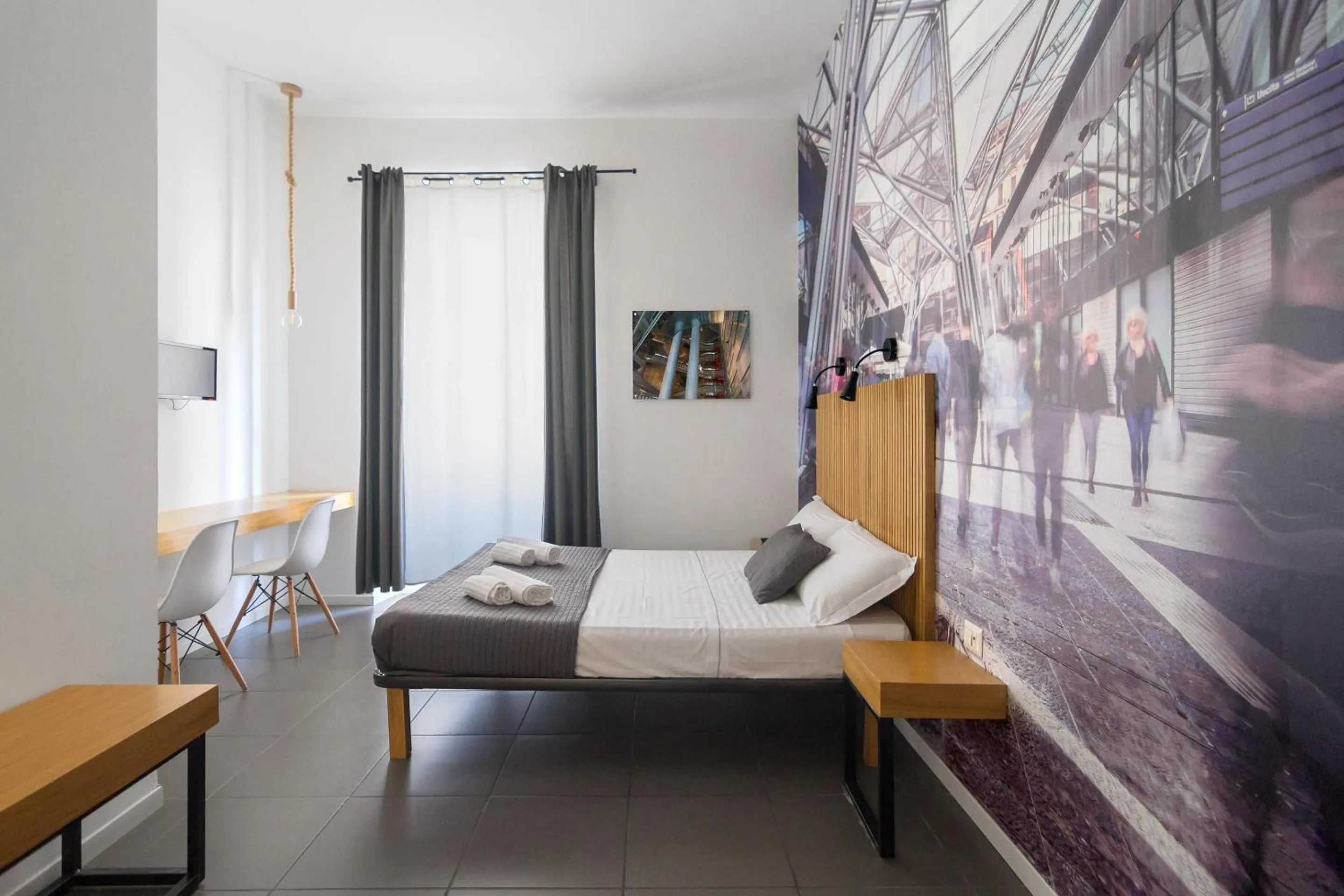 Photo of the whole room, Bed in Maison du La Metro