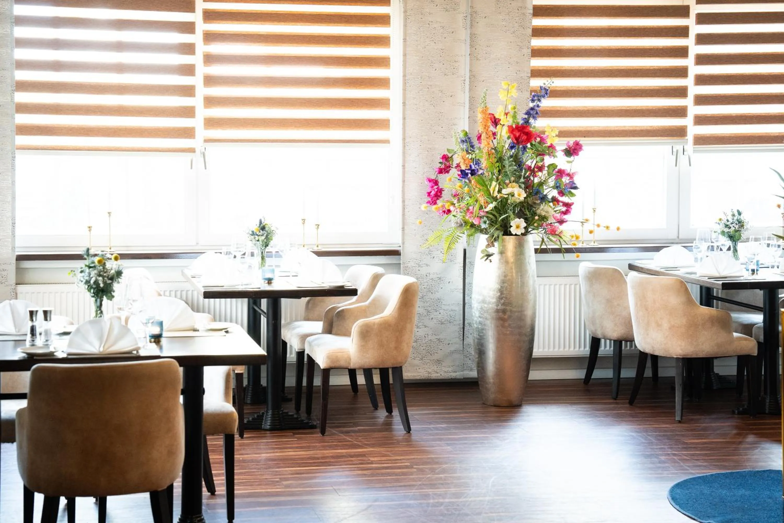 Restaurant/places to eat in Hotel zur Post - Economy Rooms