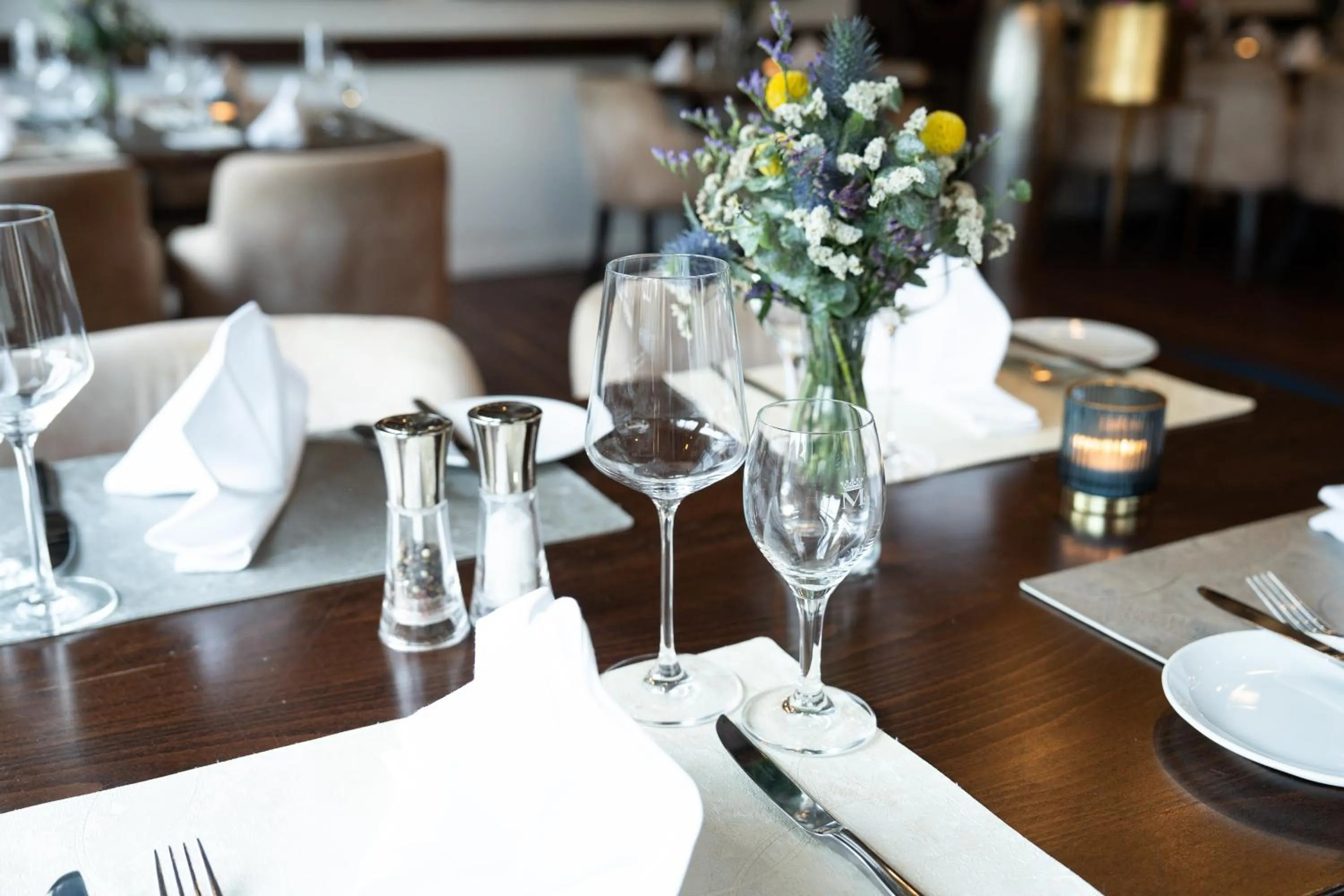 Restaurant/places to eat in Hotel zur Post - Economy Rooms