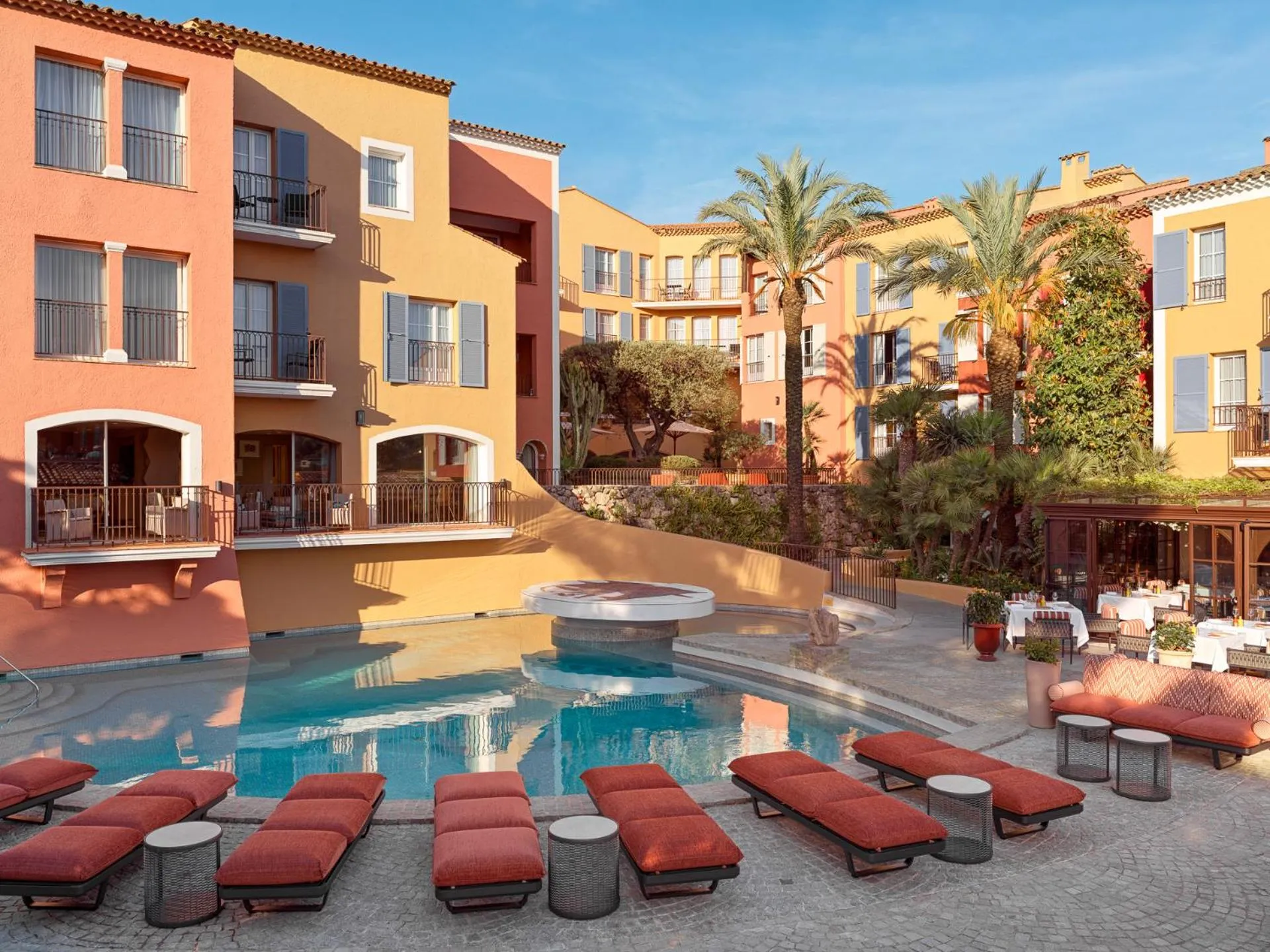 Solarium in Hotel Byblos Saint-Tropez