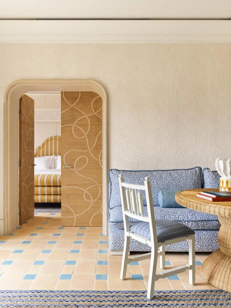 Bed in Hotel Byblos Saint-Tropez