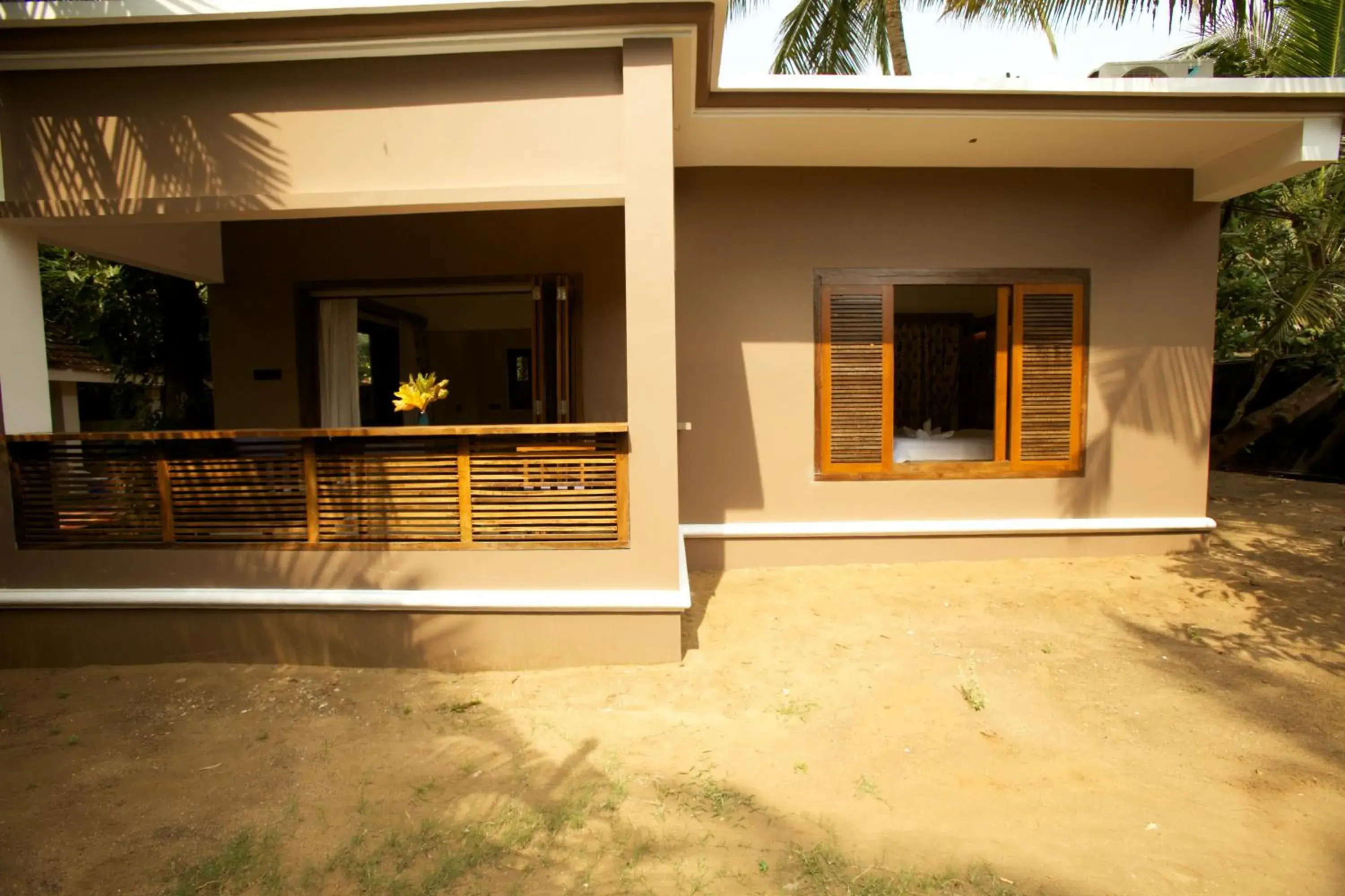 Luxury Family Room in Dunhill Beach Resort Luxury Family Room in Dunhill Beach Resort
