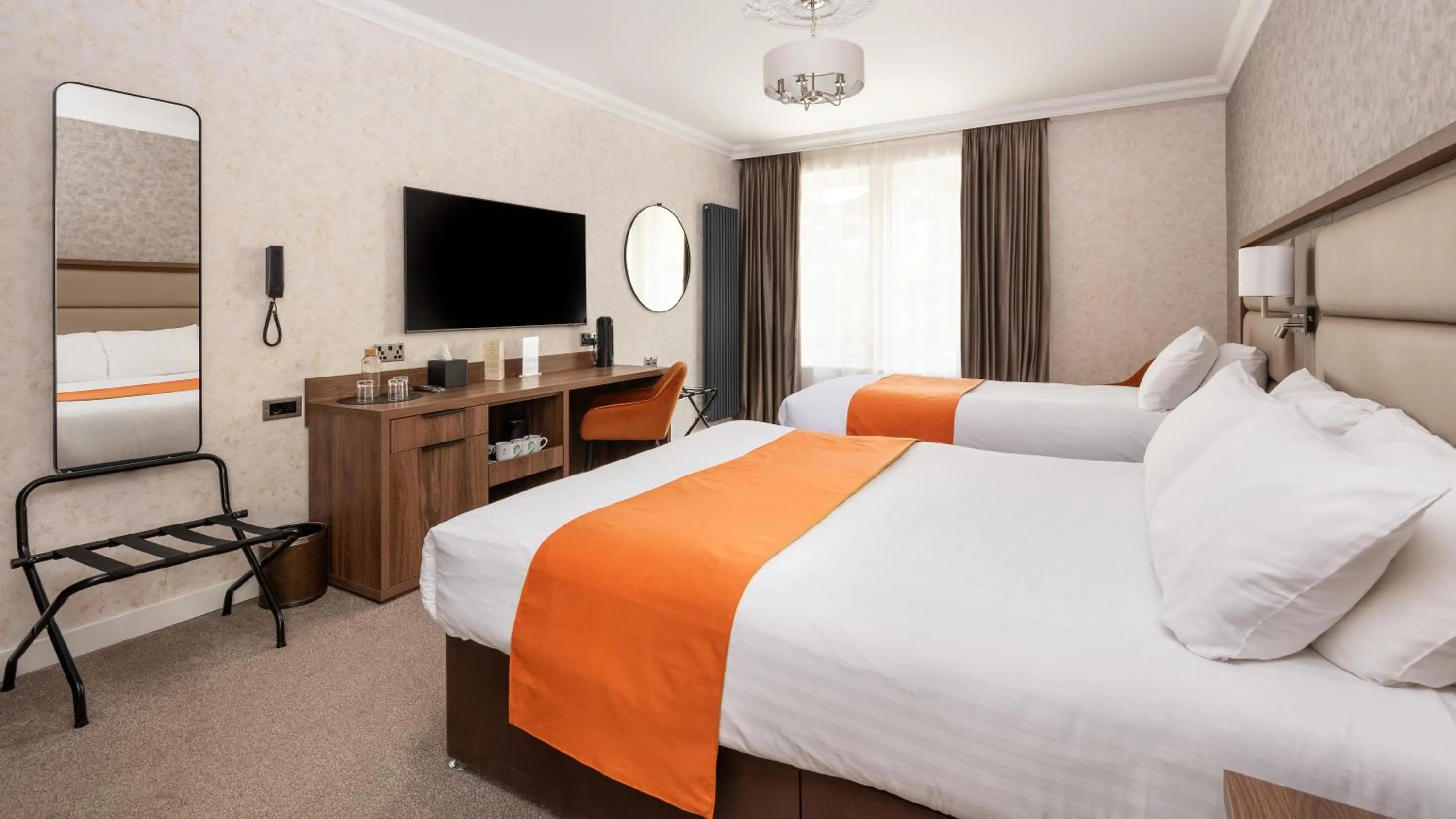 Bedroom, Bed in Westlands of Pitlochry