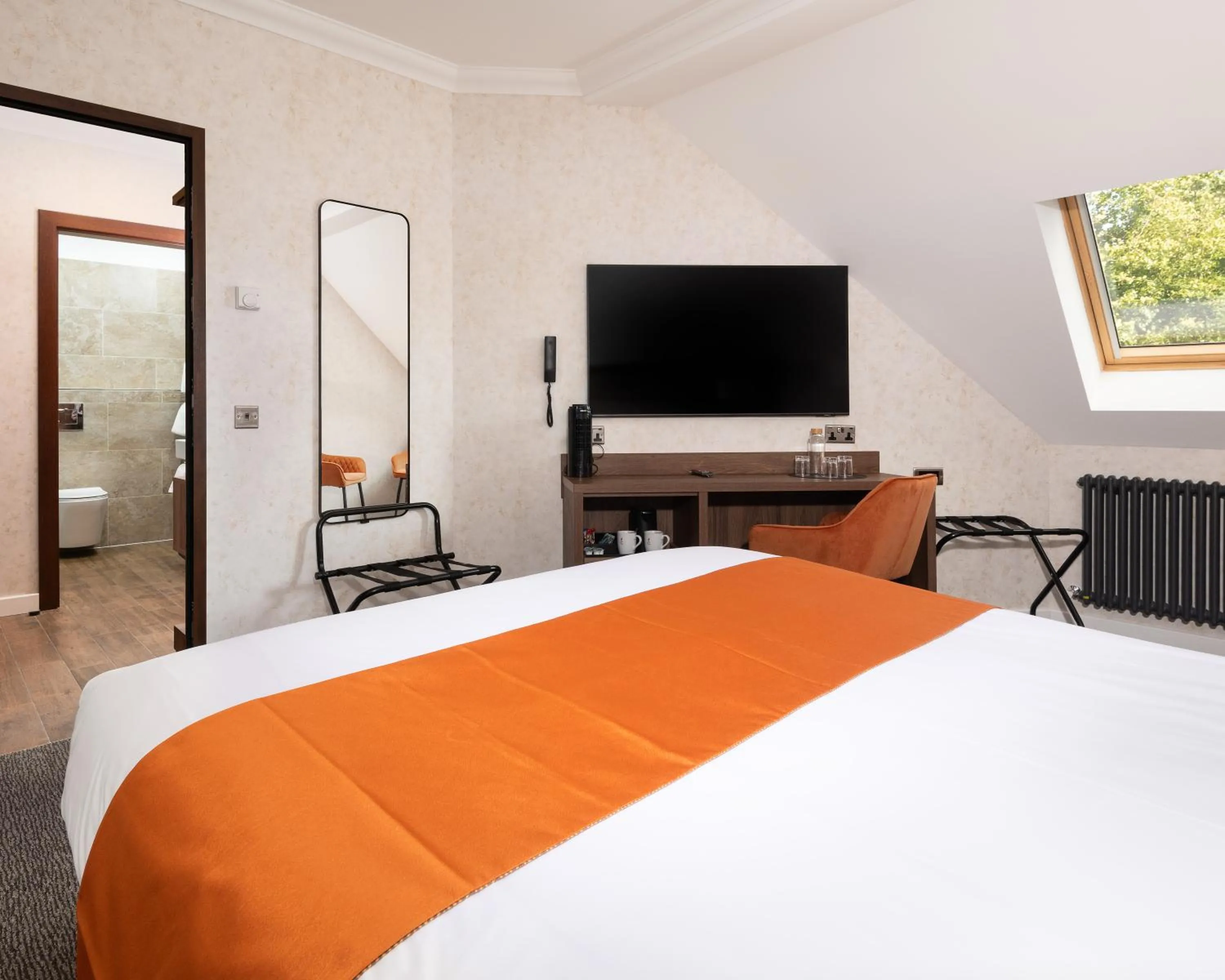 Bedroom, Bed in Westlands of Pitlochry