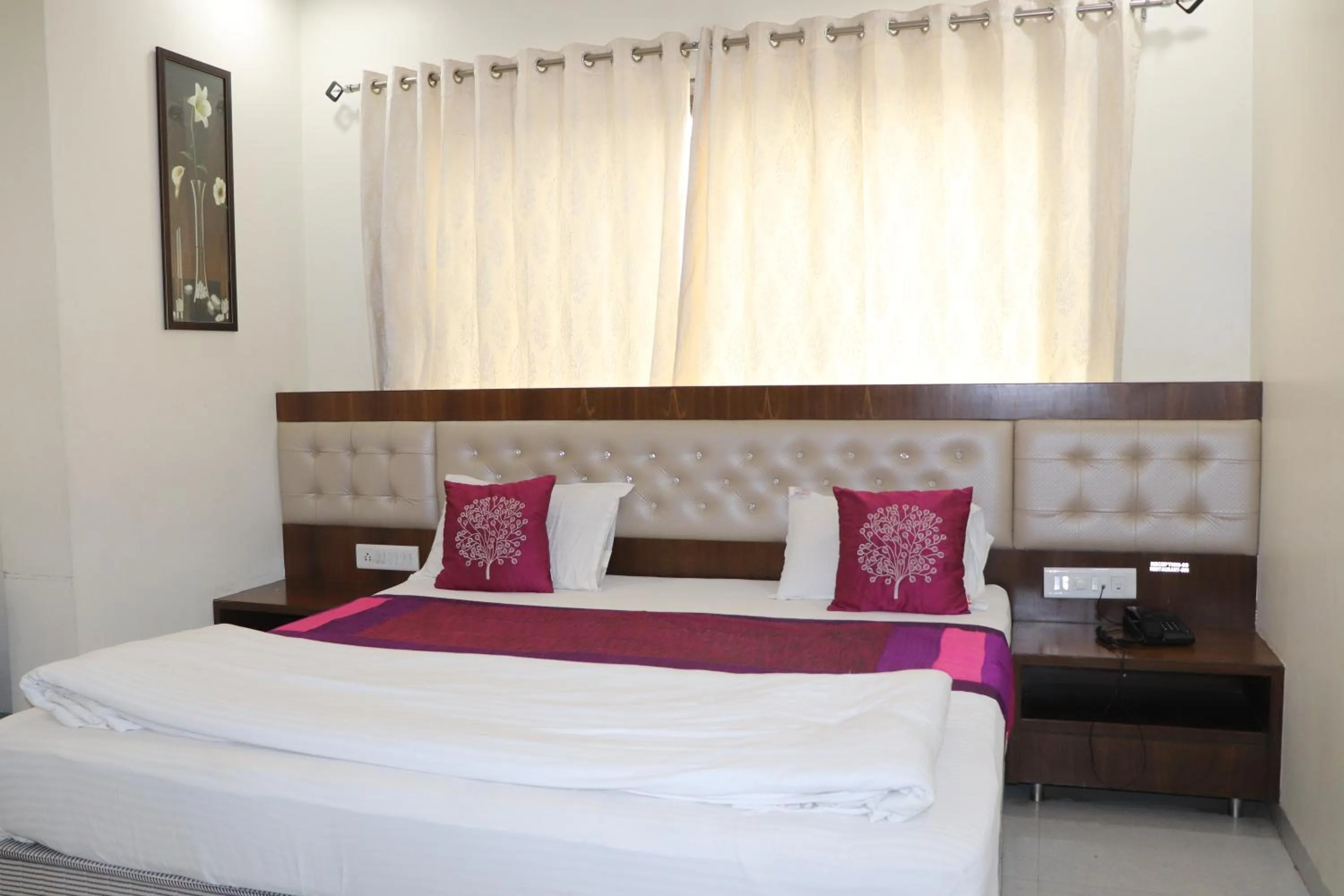 Bed in Hotel Sai Shubham