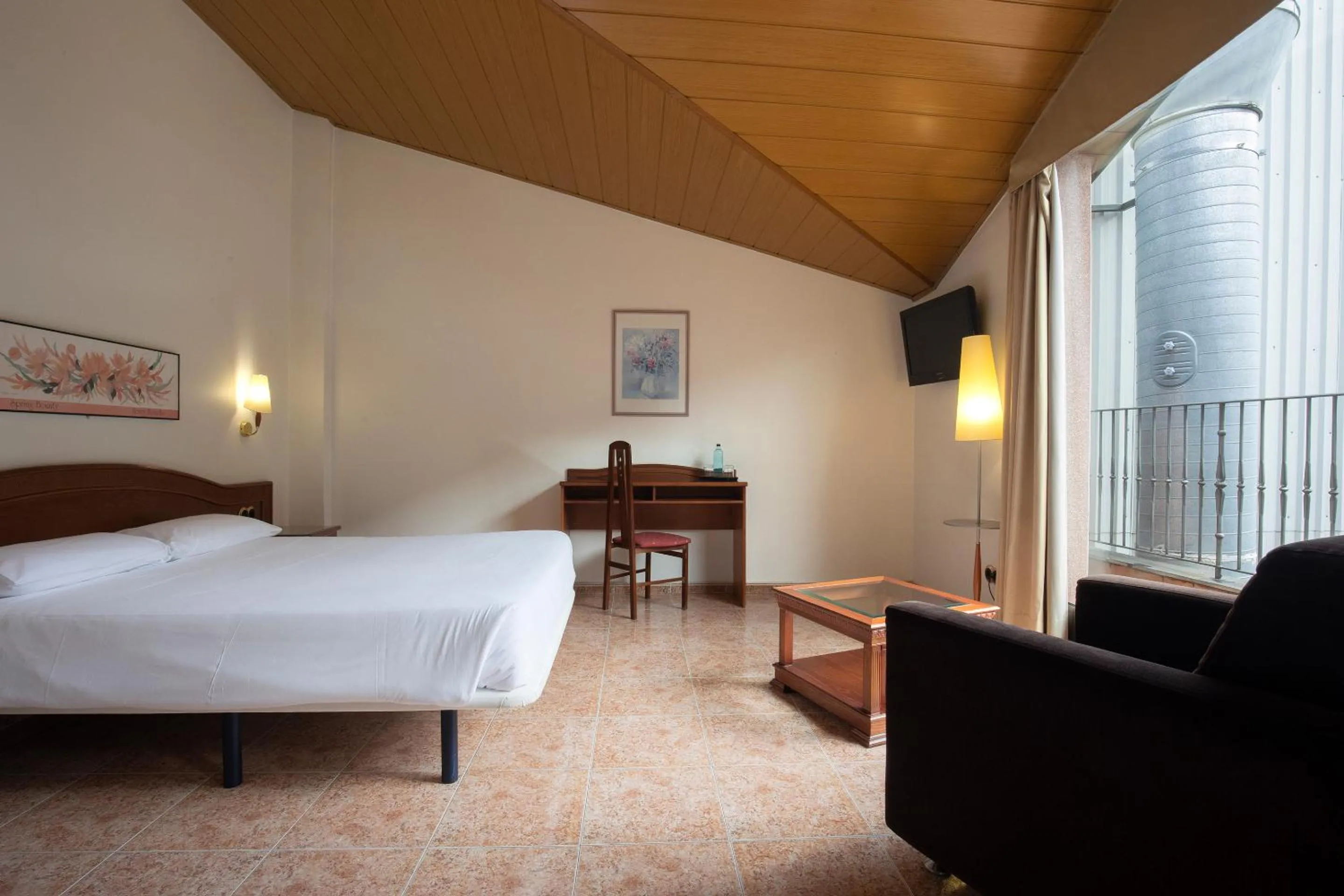 Bedroom, Bed in Hotel Cervol by Nexta