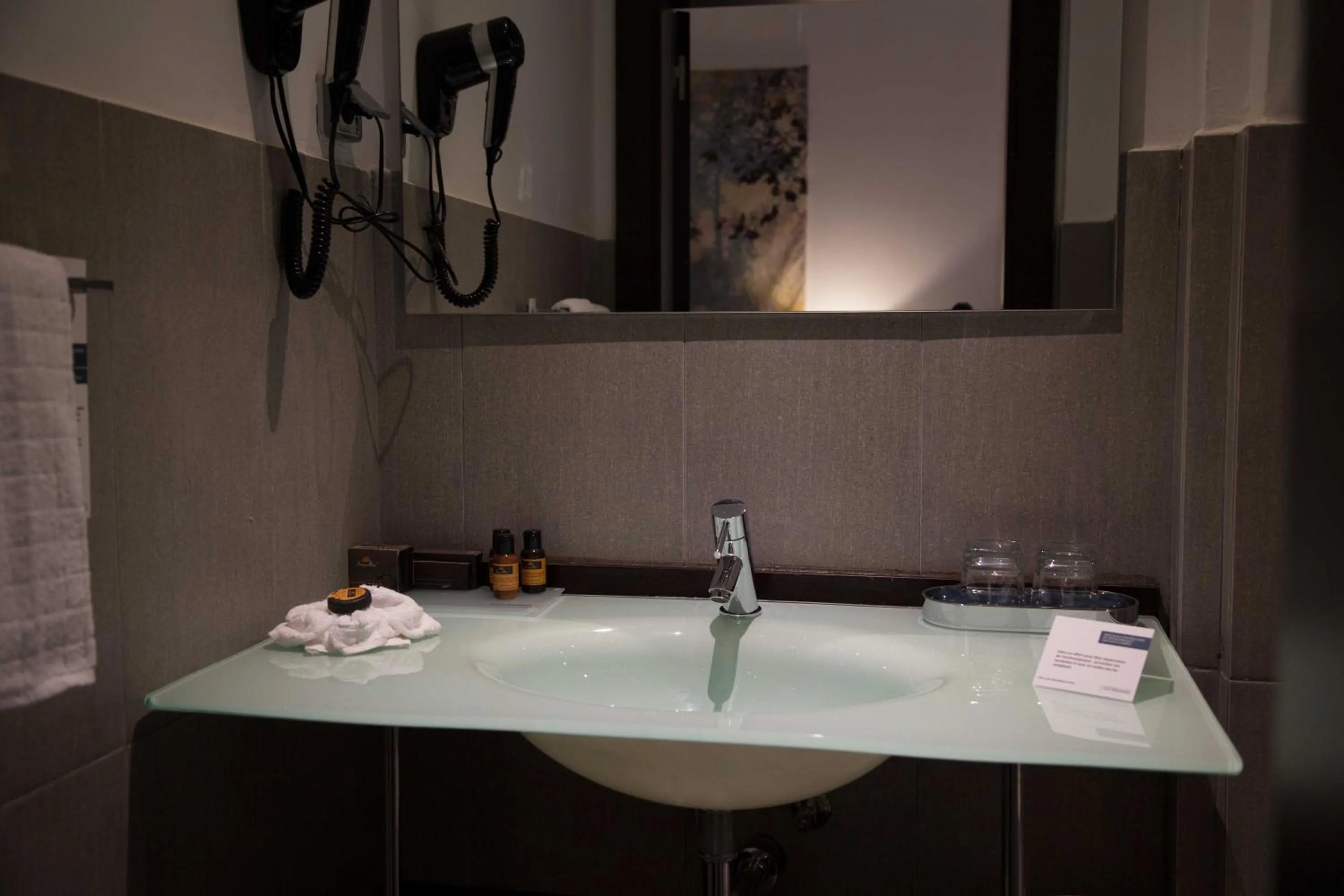 Bathroom in Hôtel Semiramis City Center