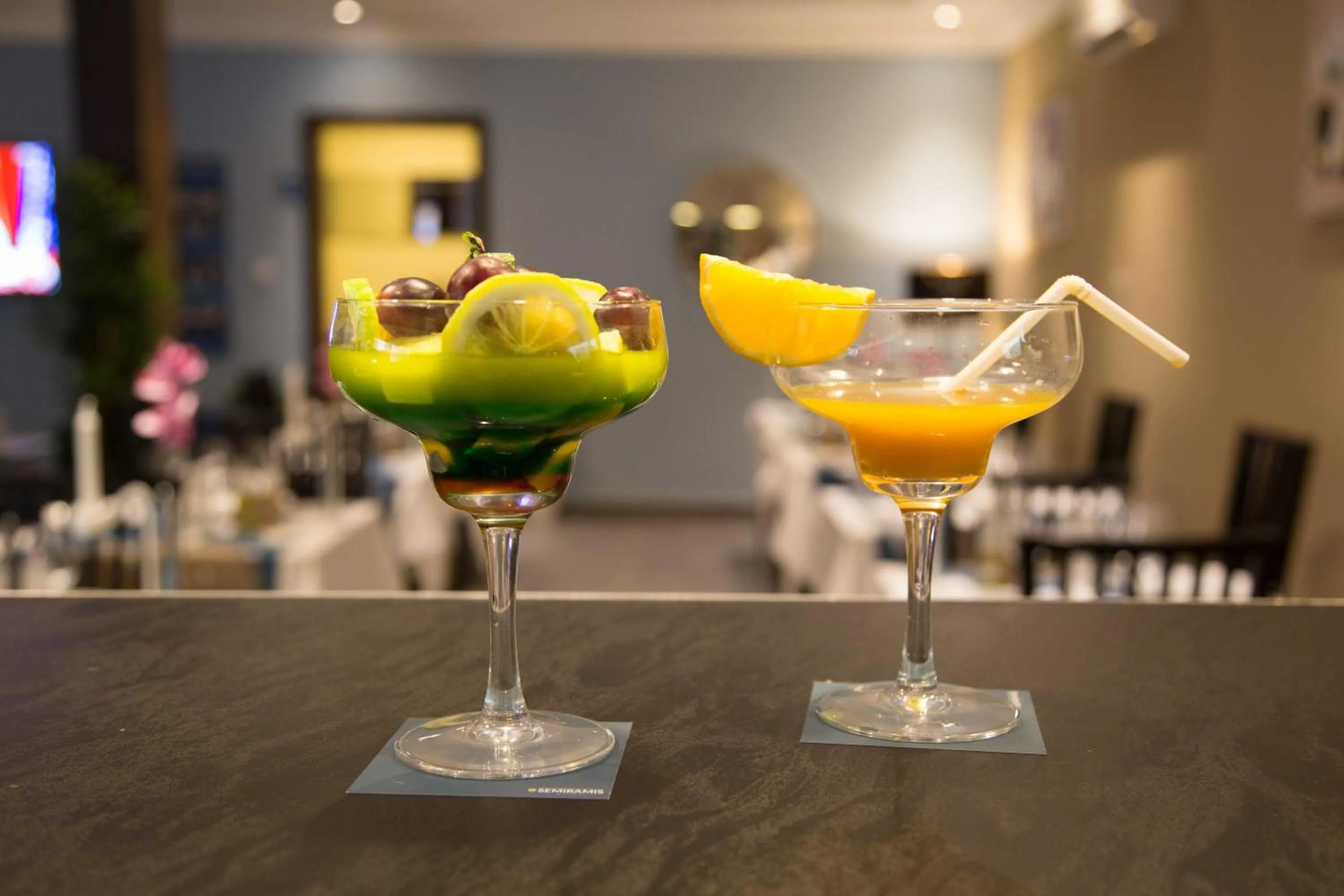 Drinks in Hôtel Semiramis City Center