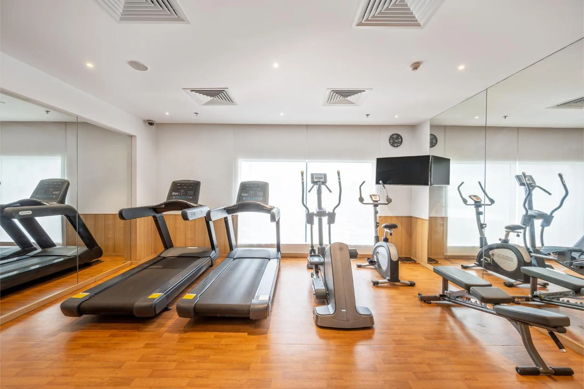 Fitness centre/facilities in Holiday Inn Express Chennai OMR Thoraipakkam by IHG