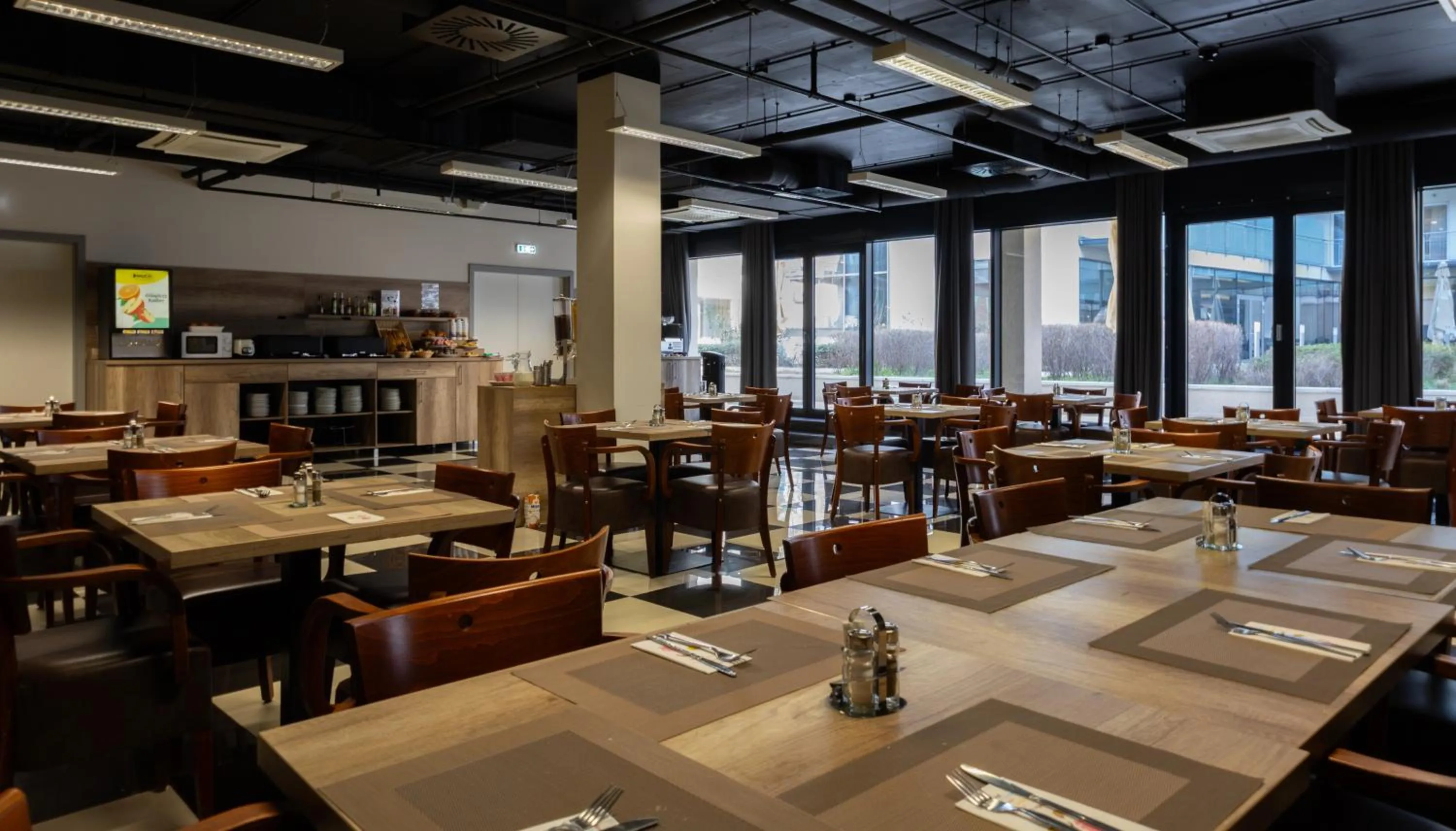 Di Verdi Imperial Hotel