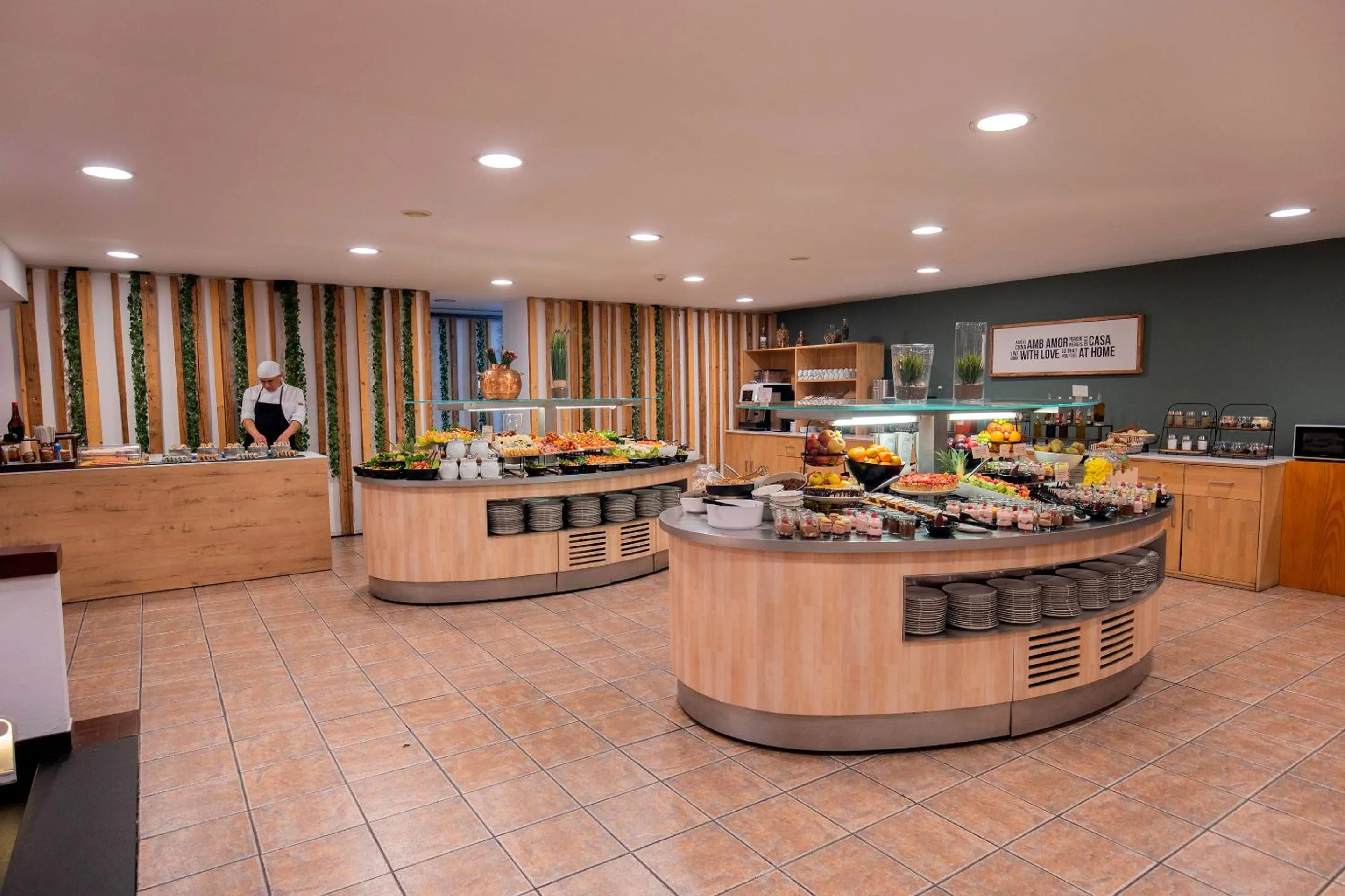 Restaurant/places to eat in Hotel Piolets Soldeu Centre by Nexta