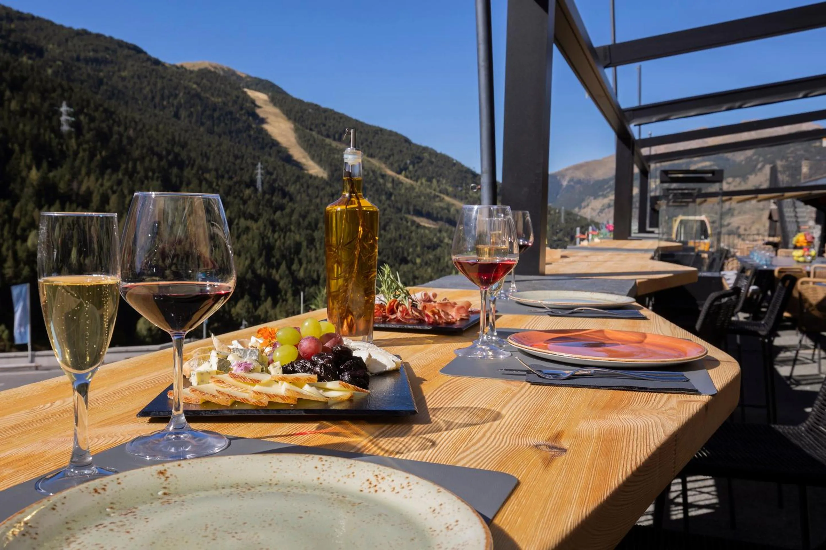 Balcony/Terrace in Hotel Piolets Soldeu Centre by Nexta