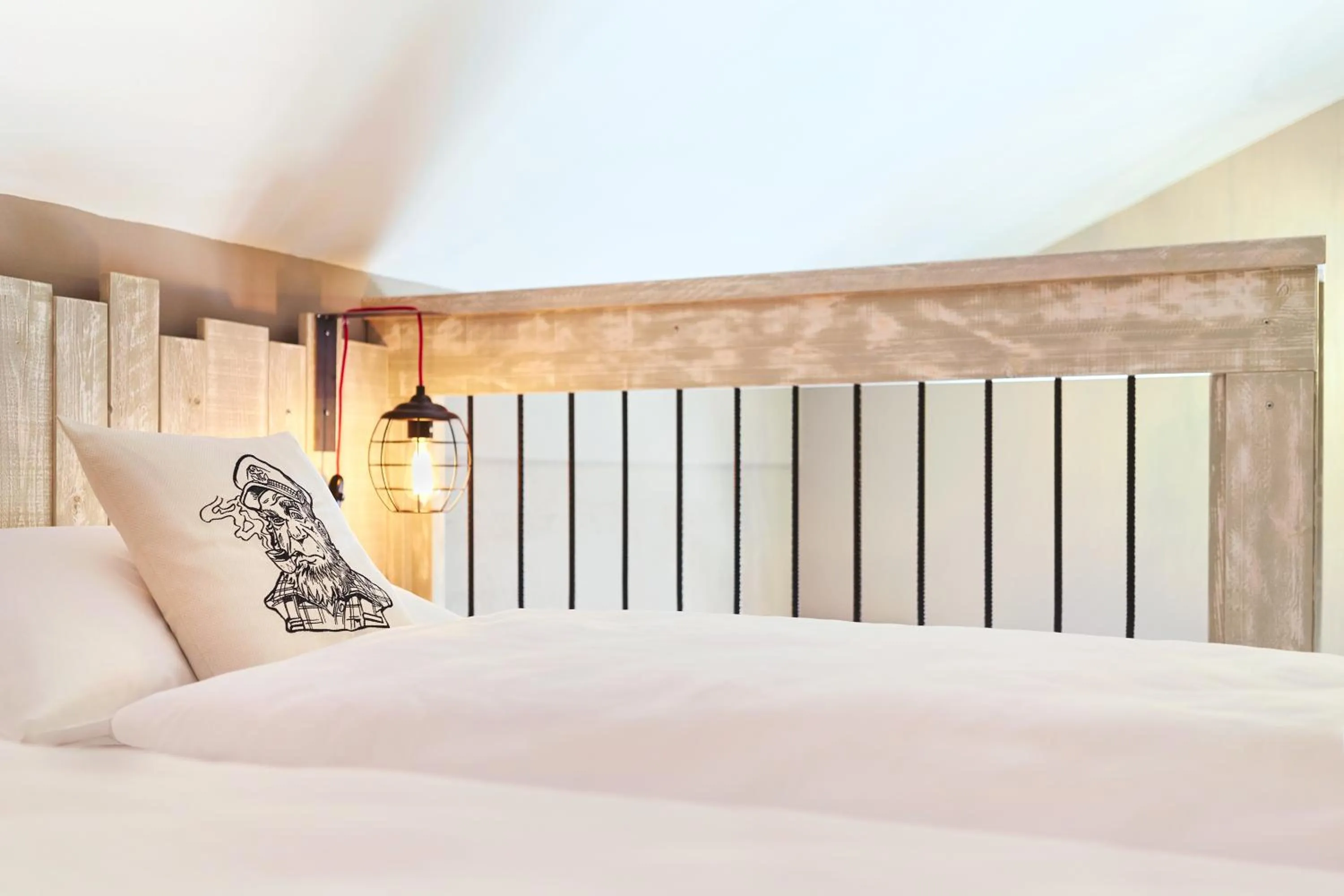 Bed in Bretterbude Heiligenhafen