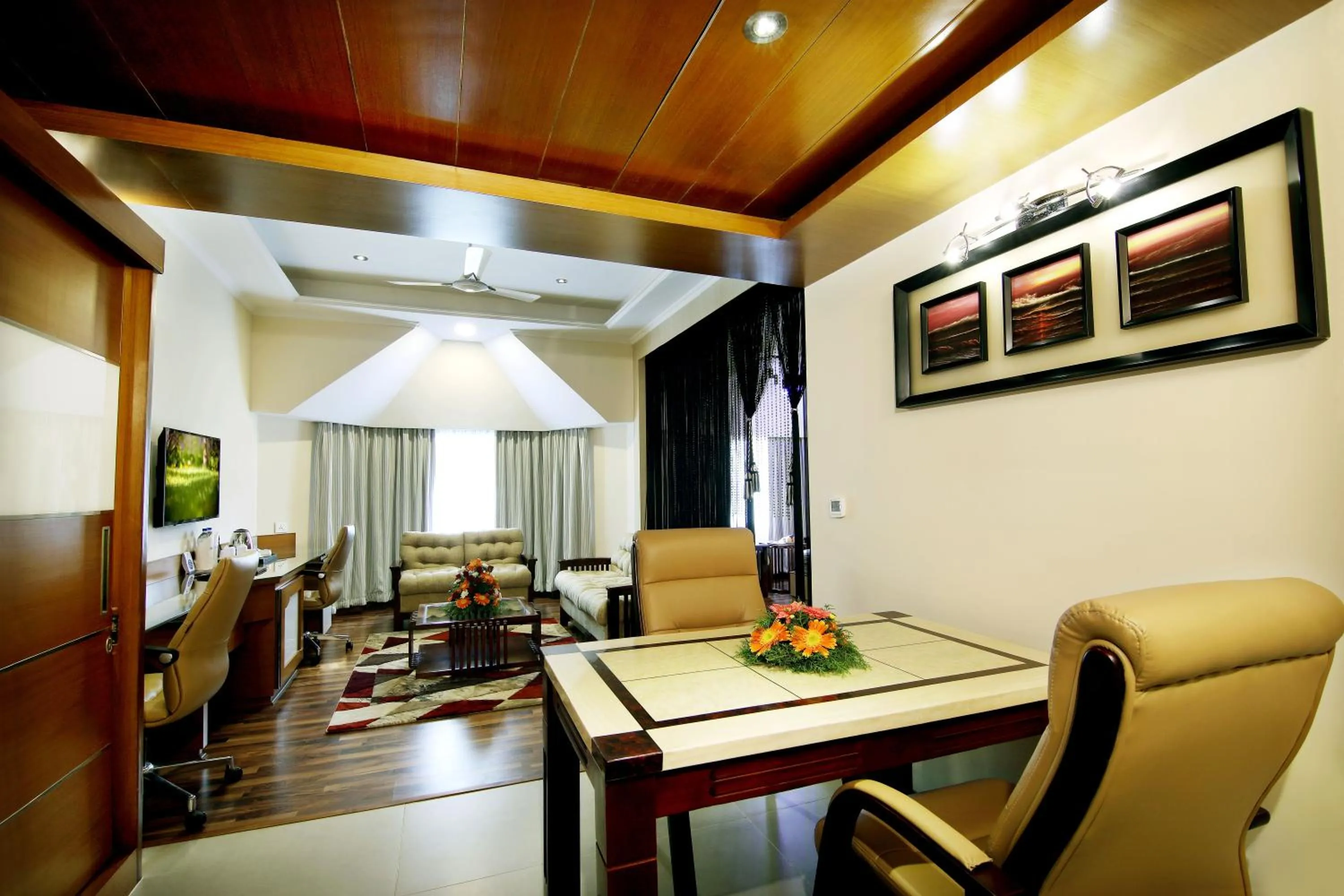 TV and multimedia in Hotel Blue Nile