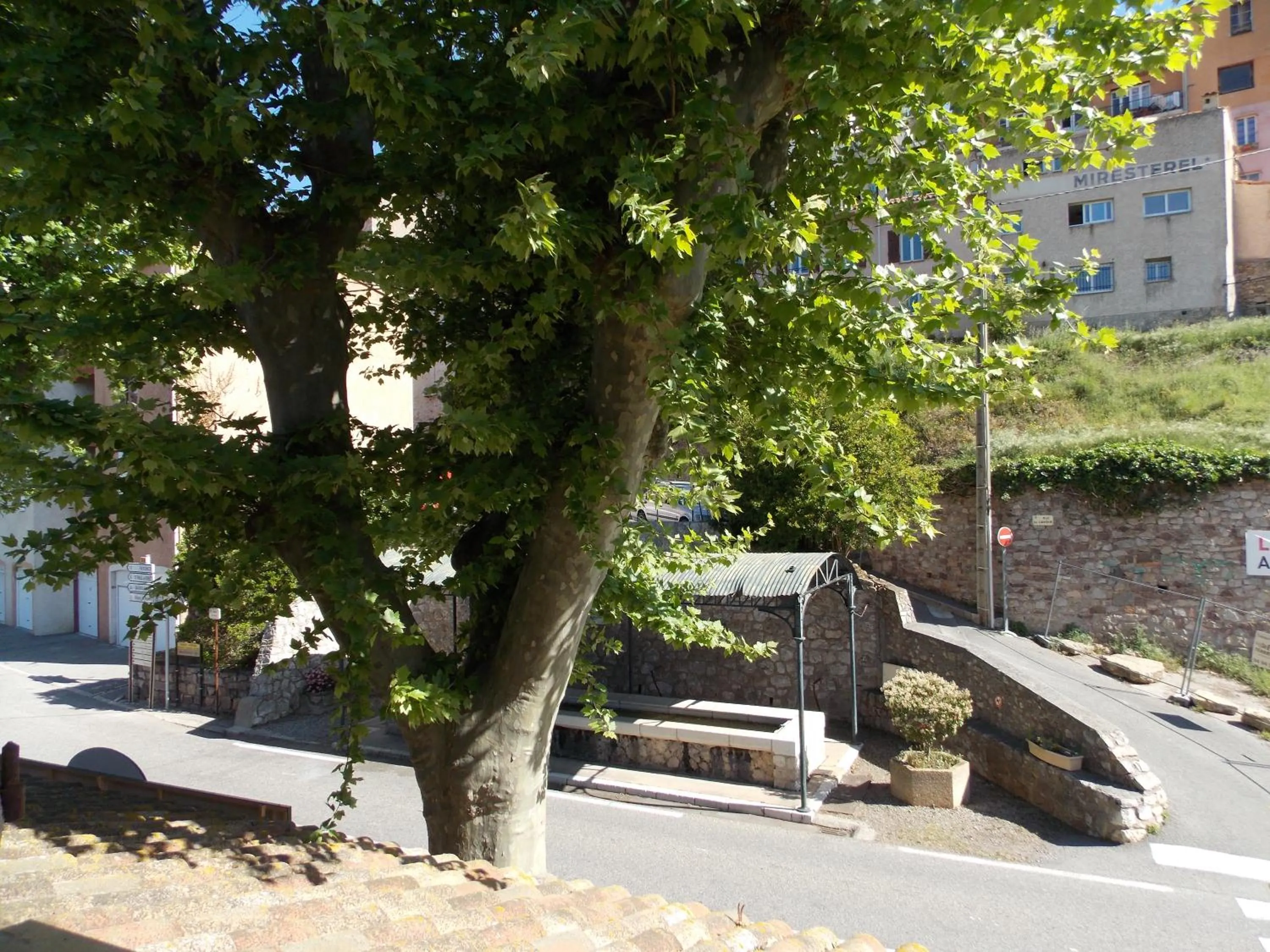 City view in Au Relais Provencal