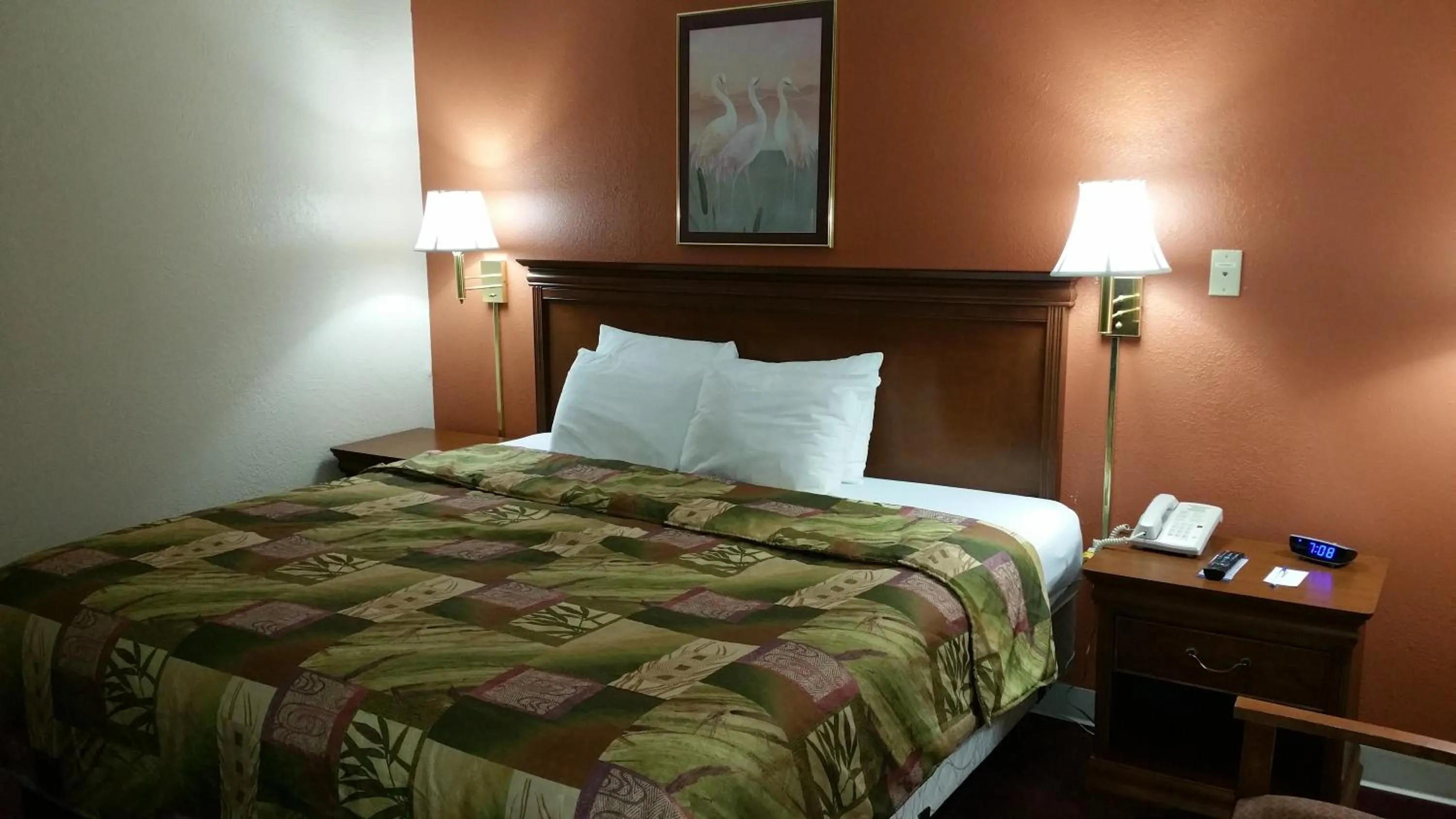 Bed in Briarwood Inn