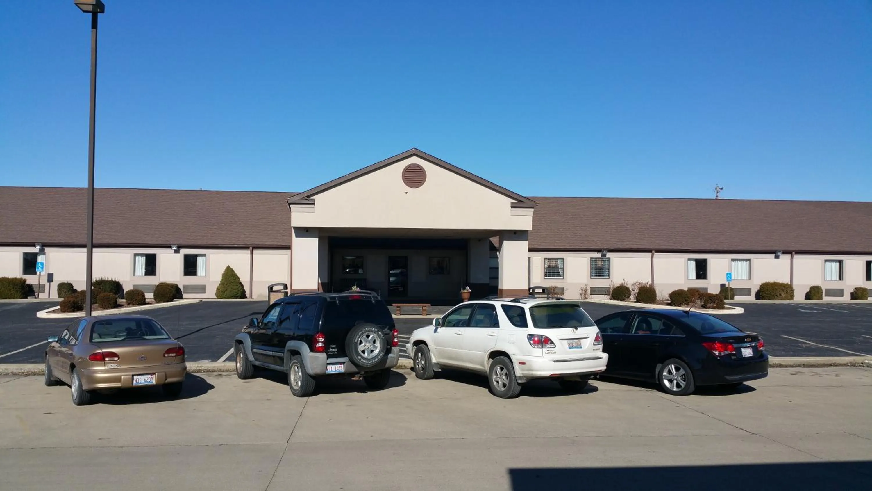 Street view in Briarwood Inn