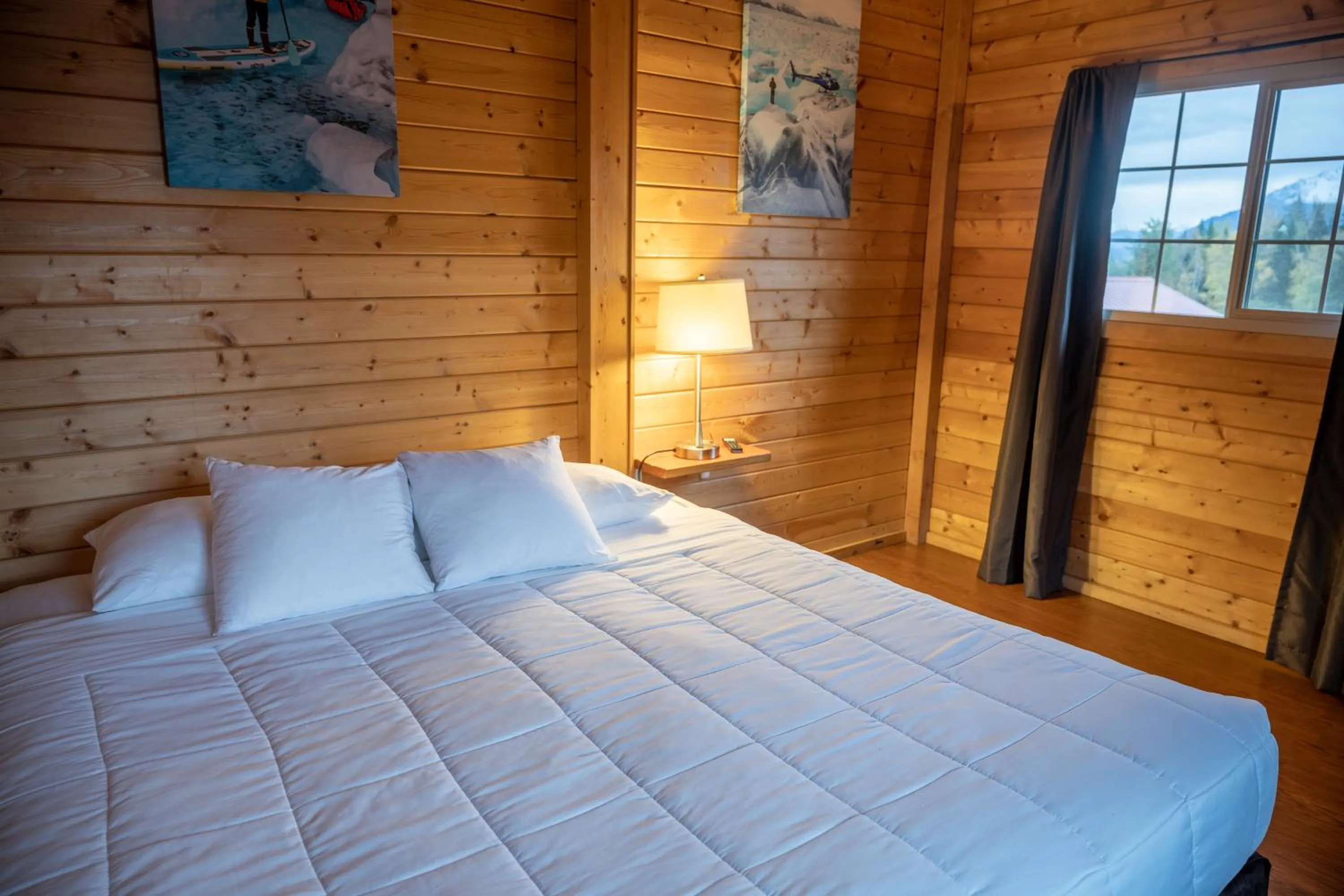 Bed in Alaska Glacier Lodge