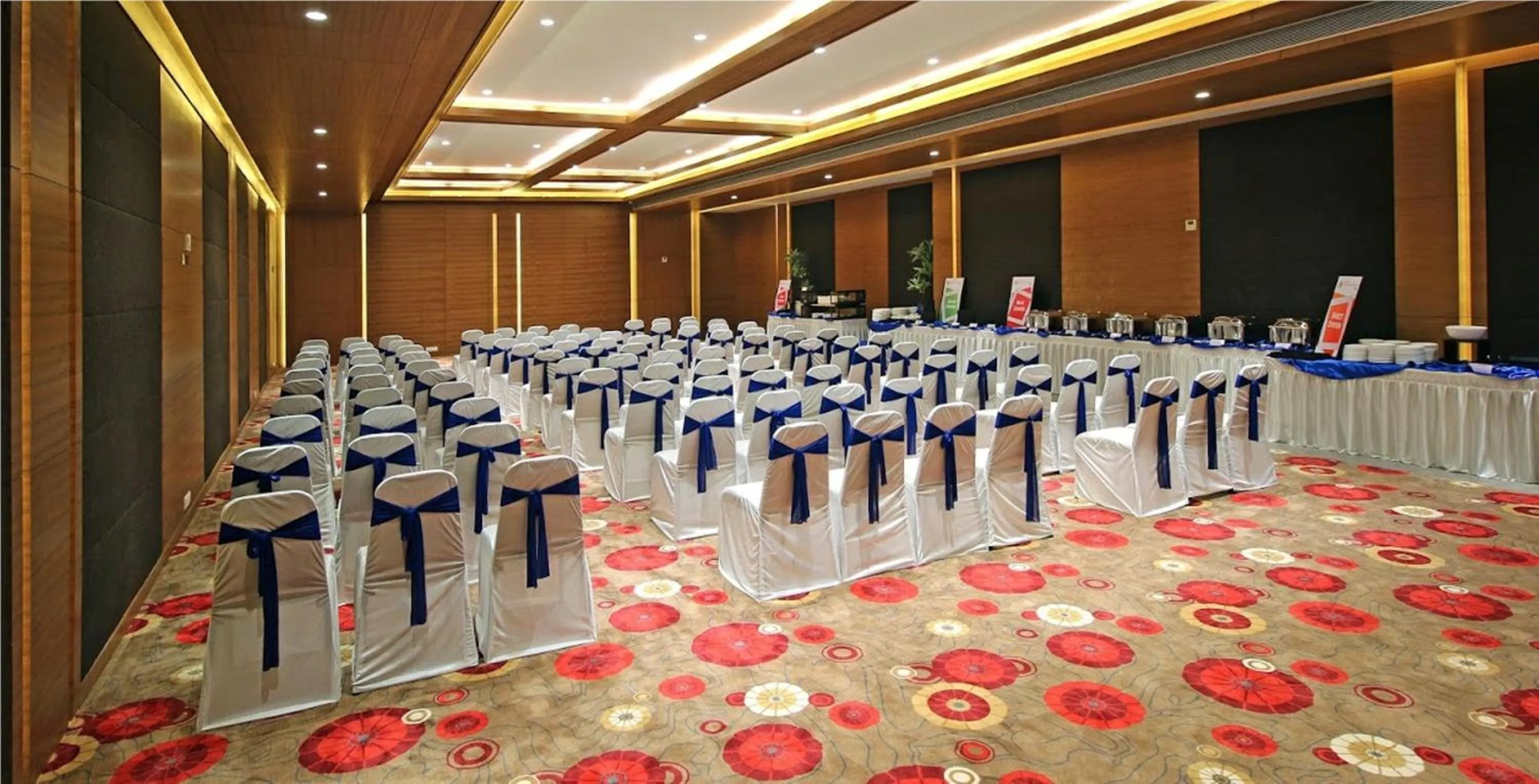 Business facilities in Hotel German Palace Near to Airport