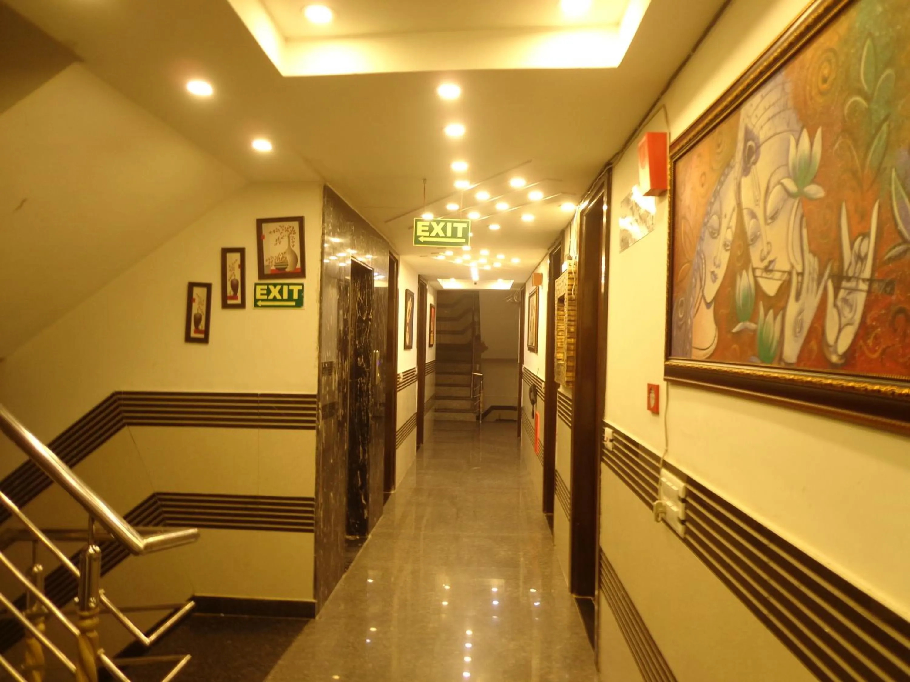 Lobby or reception in NEW RANOVATED Hotel Station View Opposite New Delhi Railway