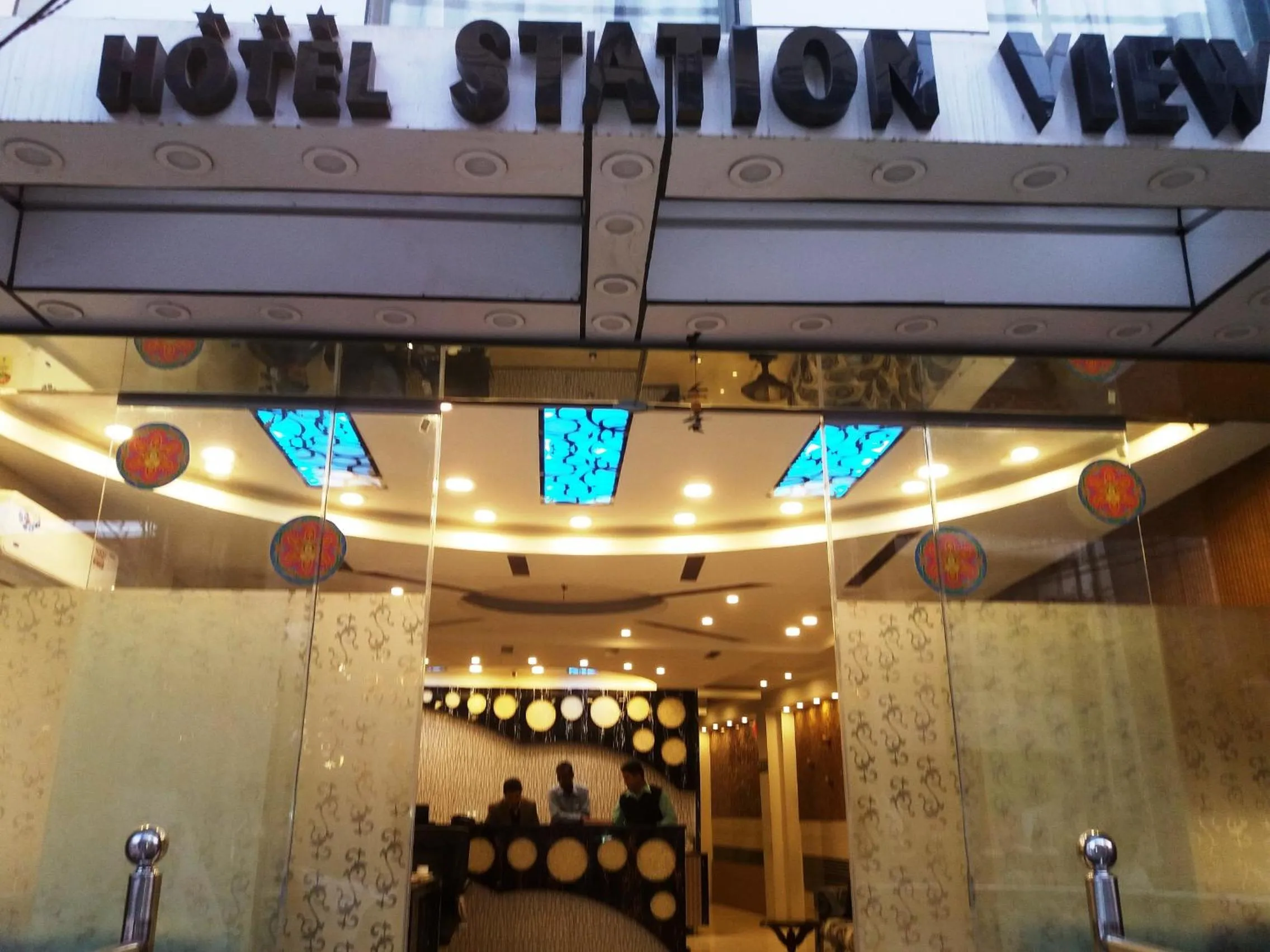 Facade/entrance in NEW RANOVATED Hotel Station View Opposite New Delhi Railway