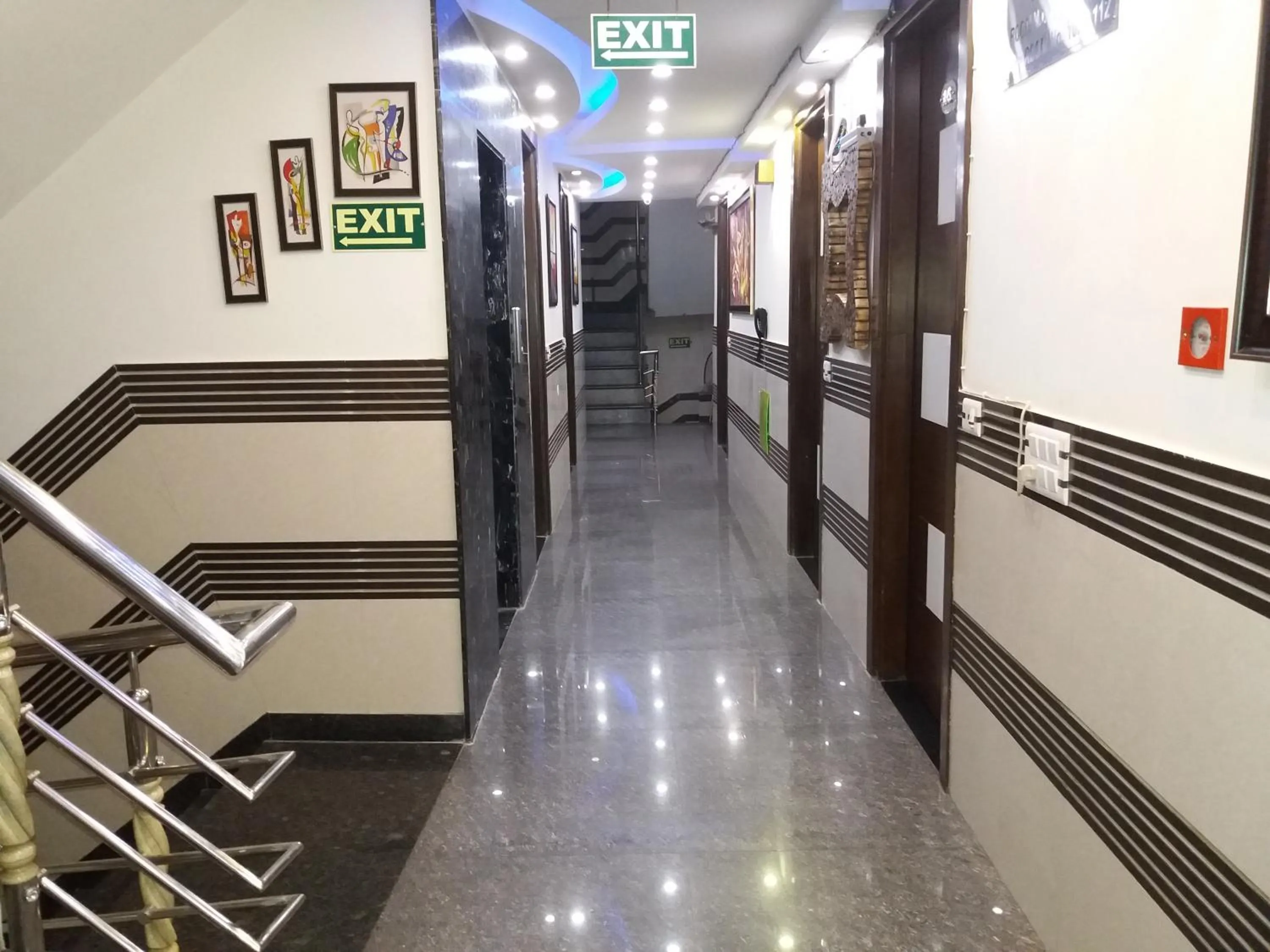 Lobby or reception in NEW RANOVATED Hotel Station View Opposite New Delhi Railway