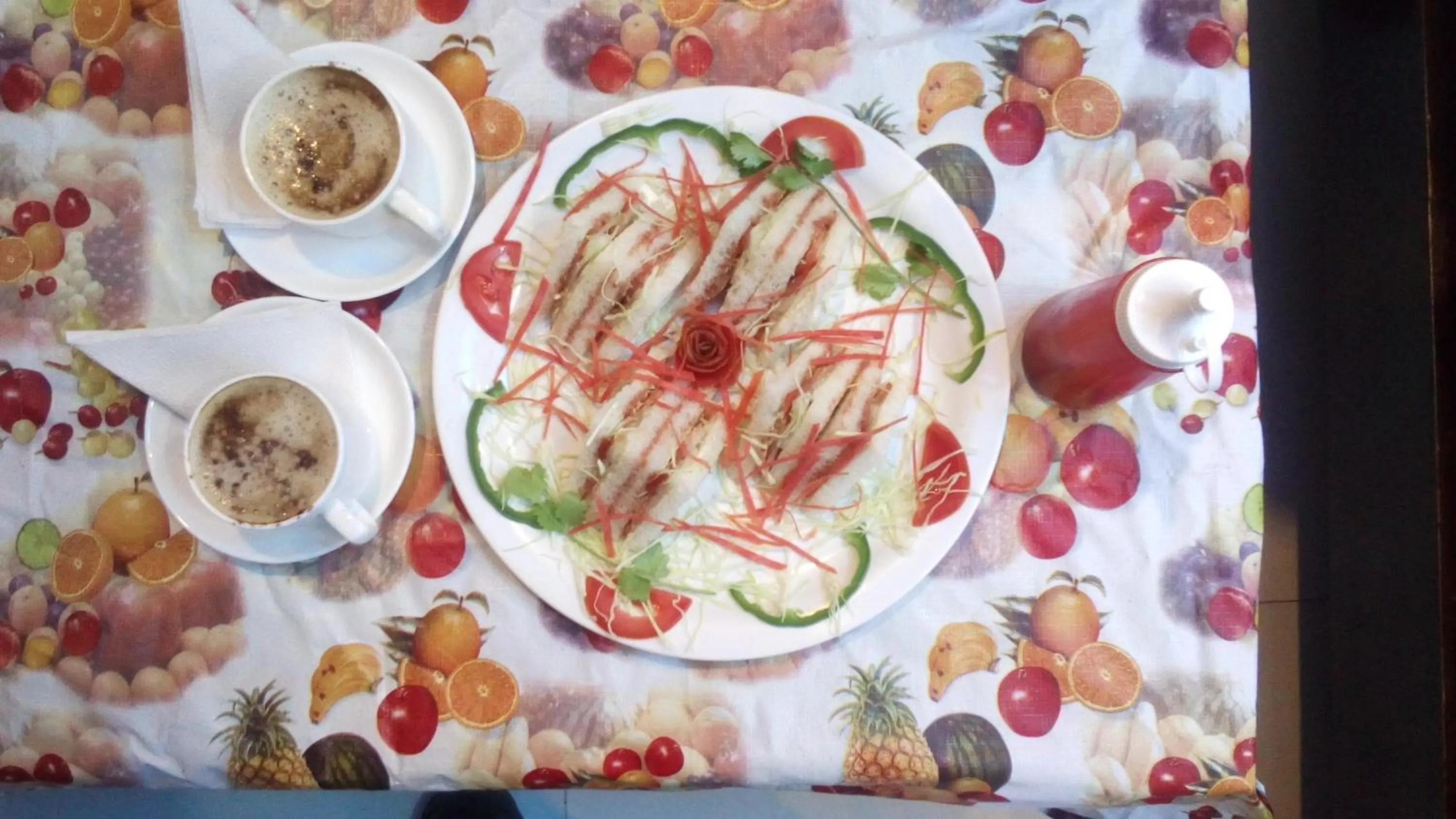 Restaurant/places to eat in NEW RANOVATED Hotel Station View Opposite New Delhi Railway