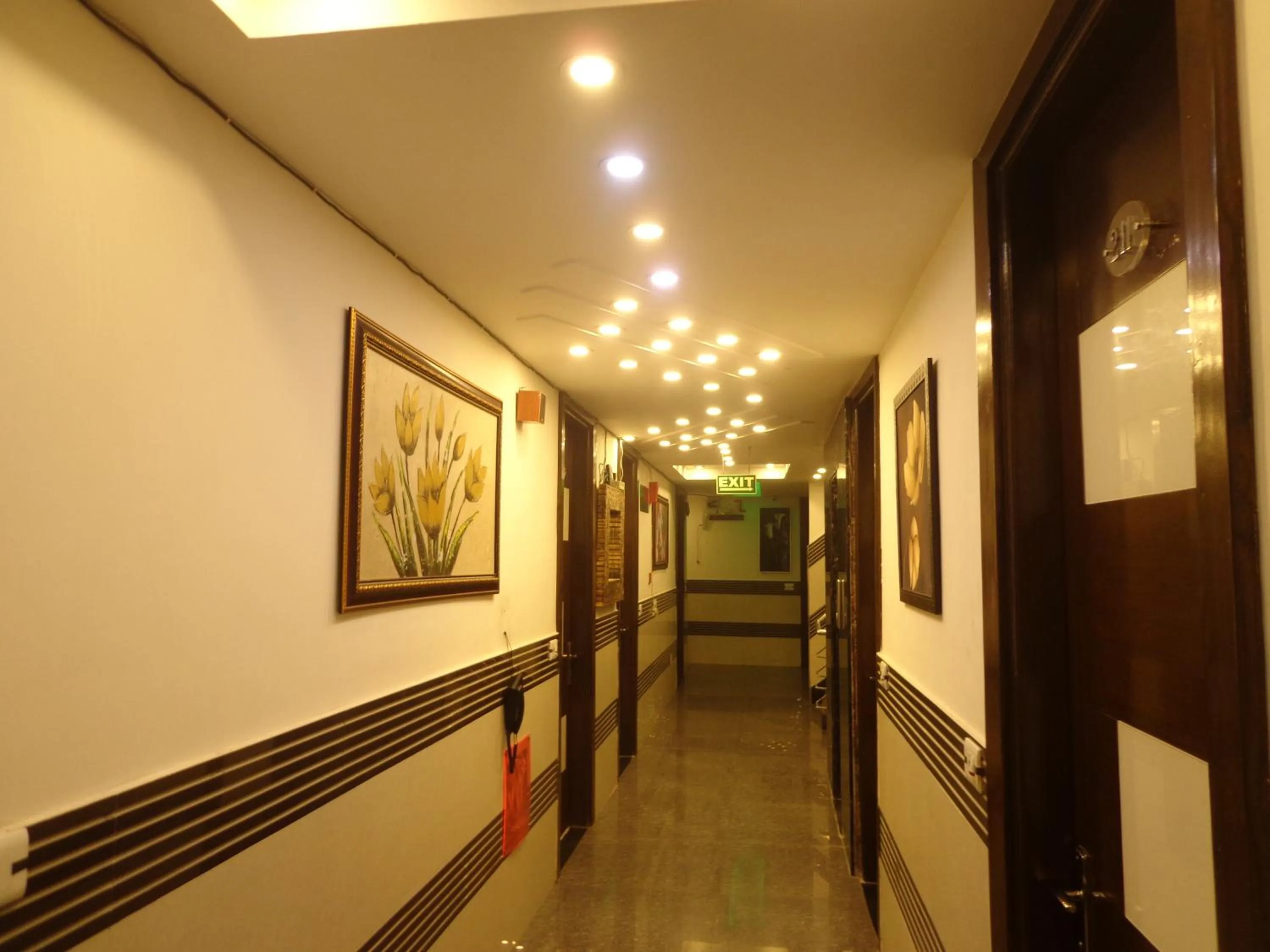 Lobby or reception in NEW RANOVATED Hotel Station View Opposite New Delhi Railway