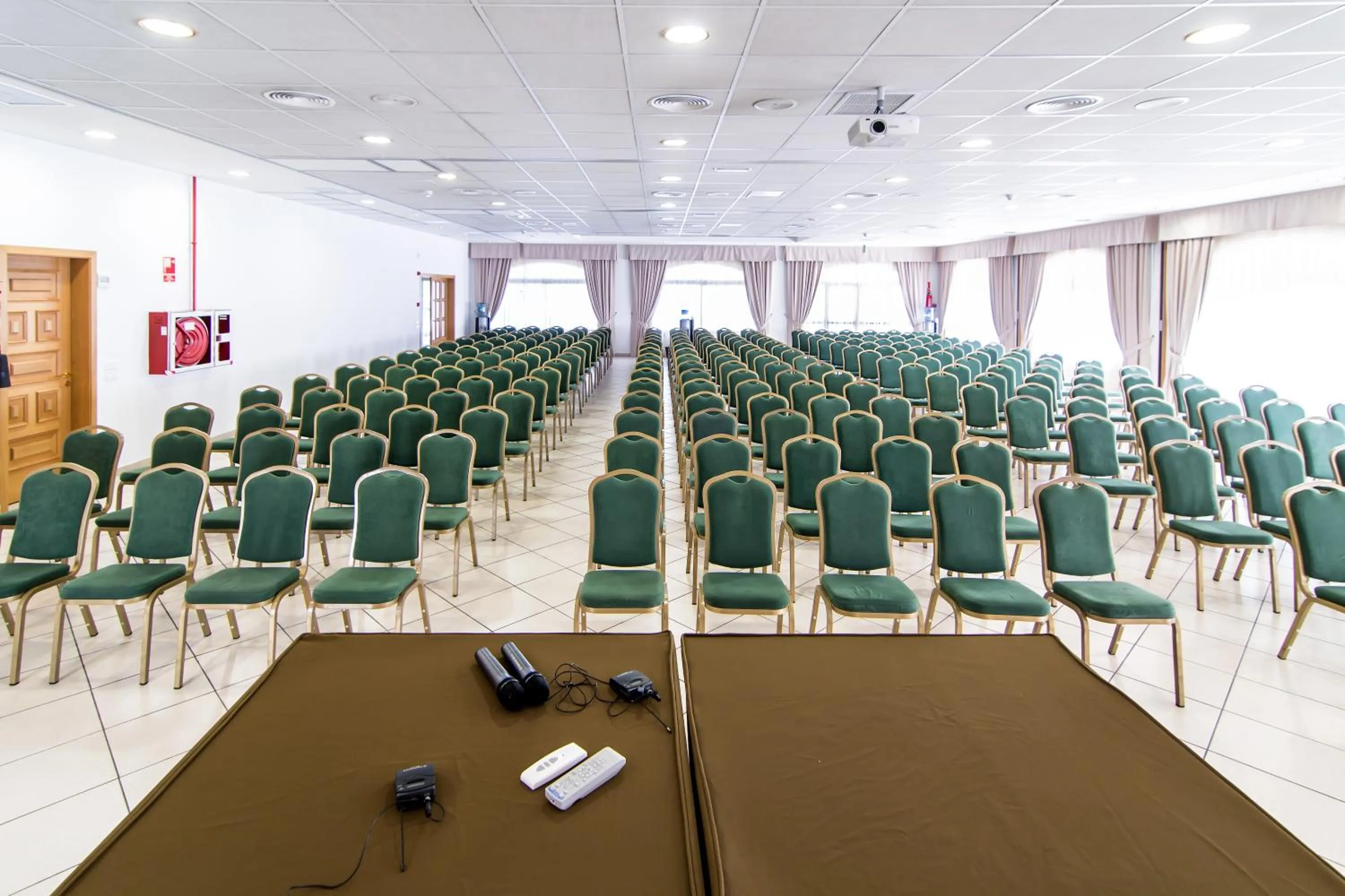 Business facilities in Hotel Sant Gothard by Nexta