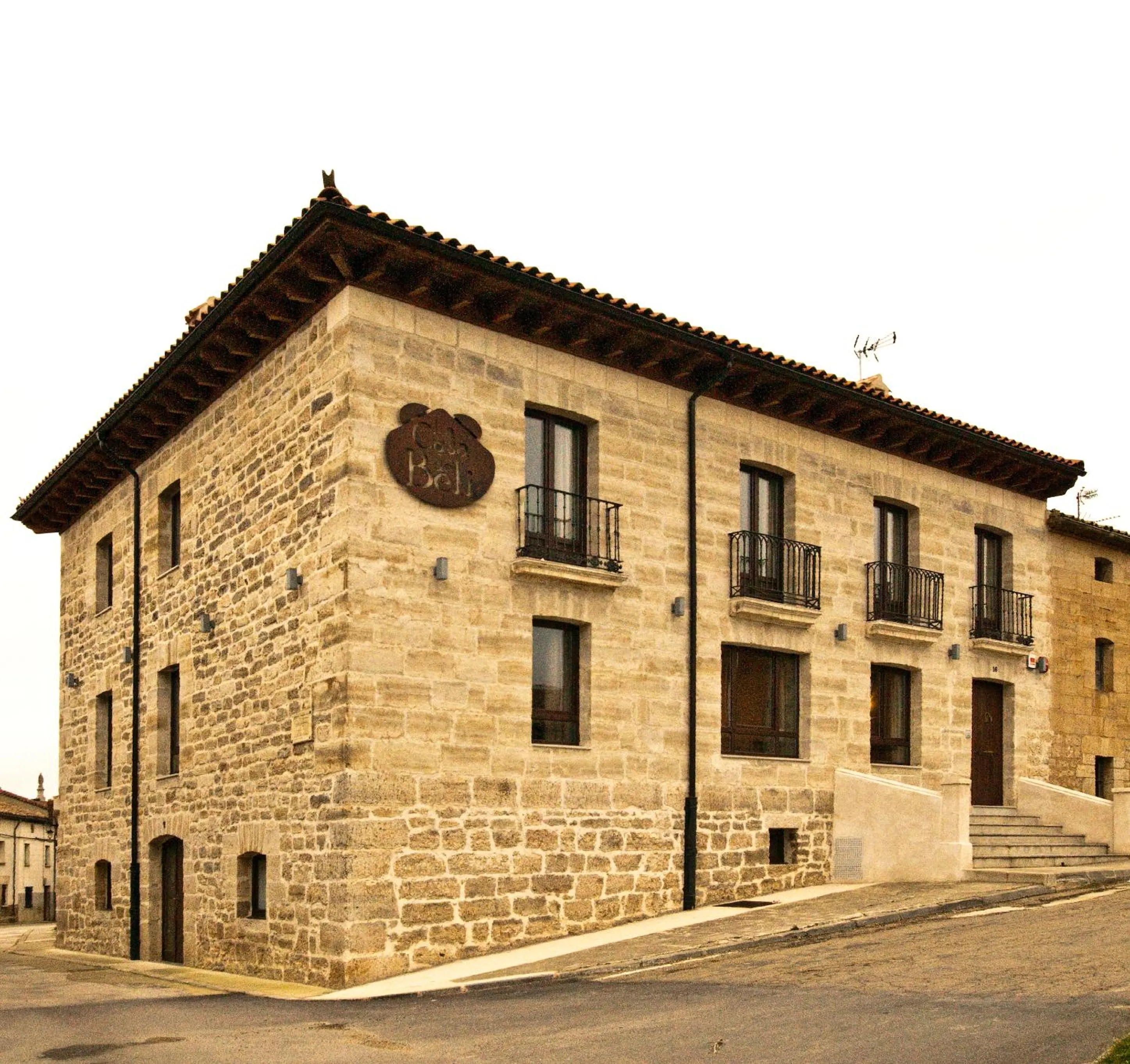 Facade/entrance in La Casa de Beli