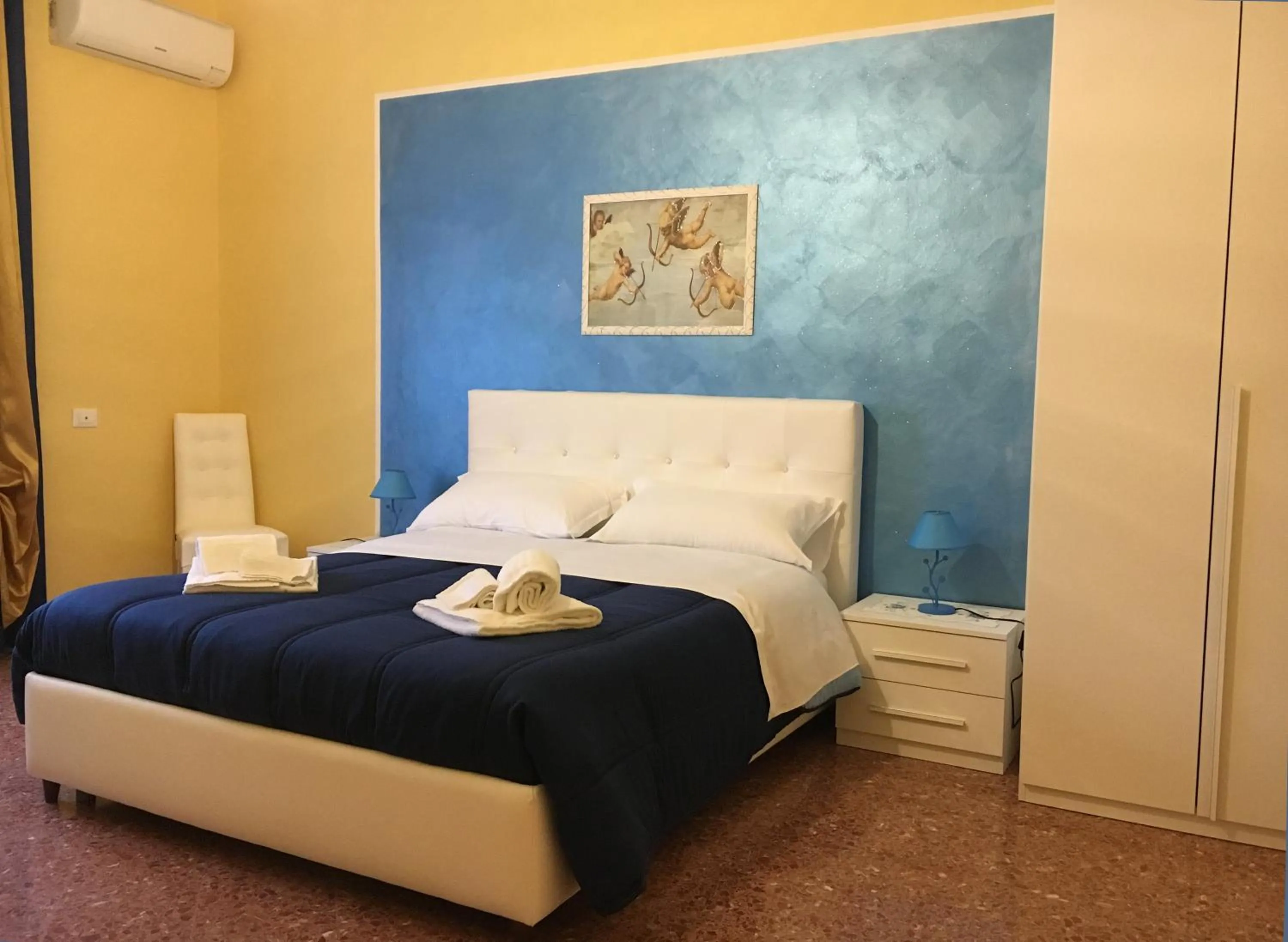 Bed in La Città degli Dei