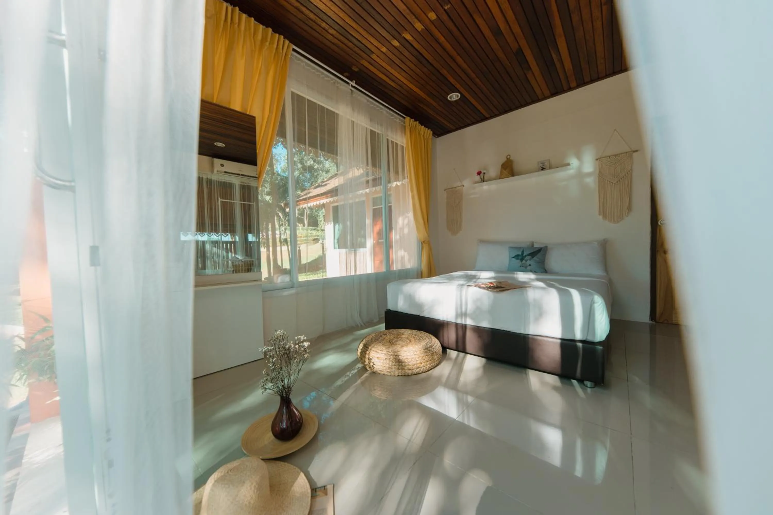 Bed in Baanpufa Resort