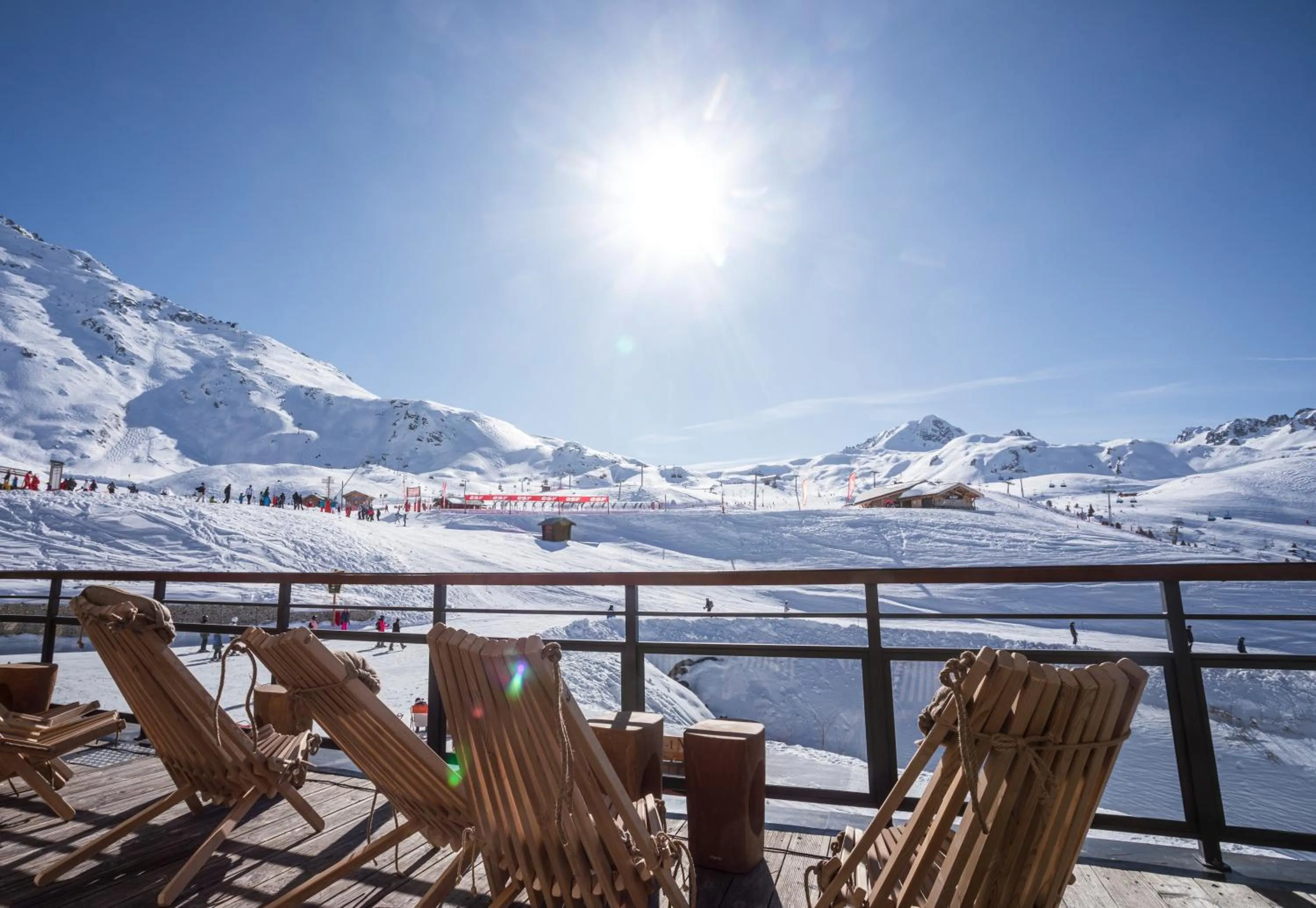 Mountain view in Hôtel Taj-I Mah by Les Etincelles