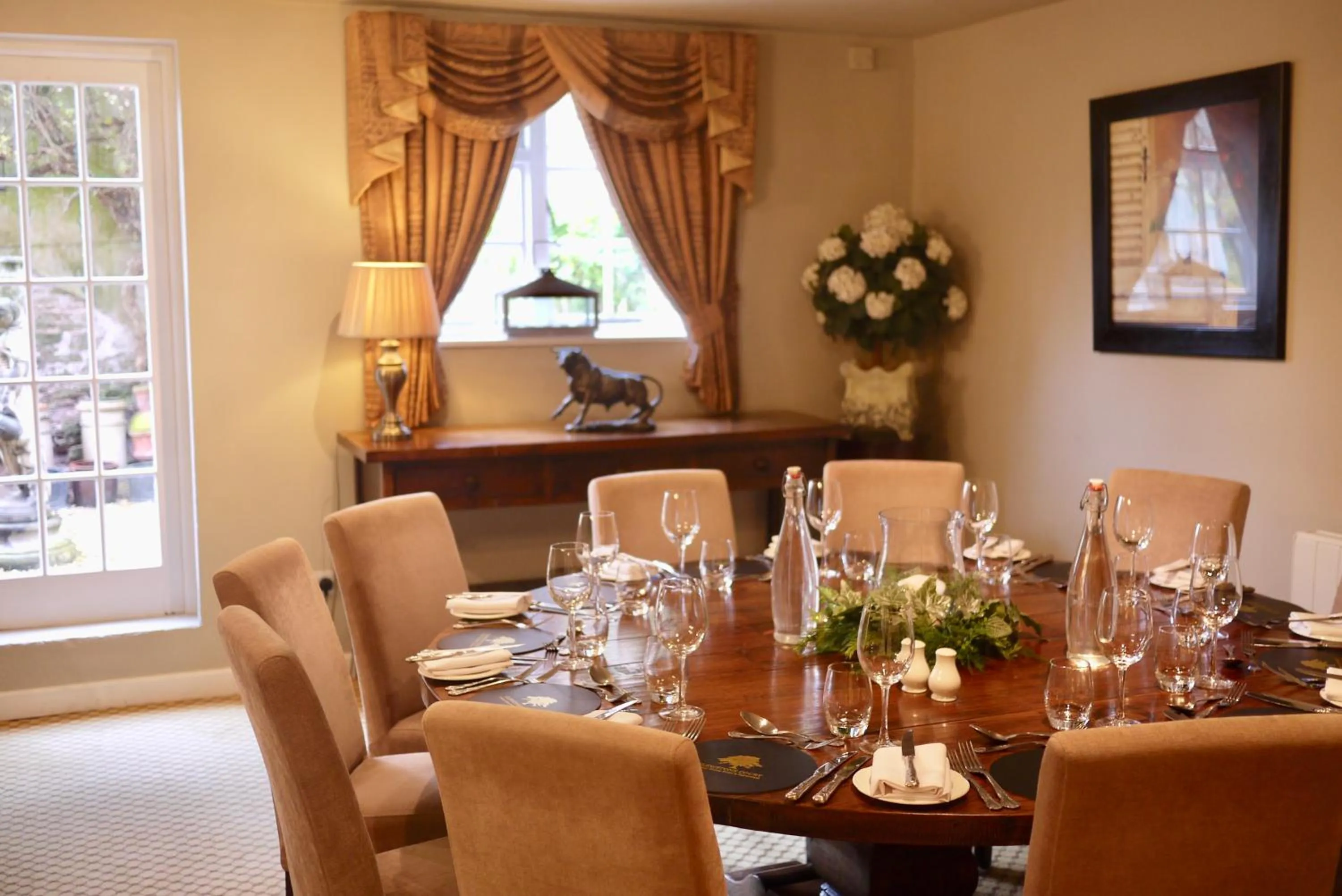 Restaurant/places to eat in Glewstone Court Country House Hotel