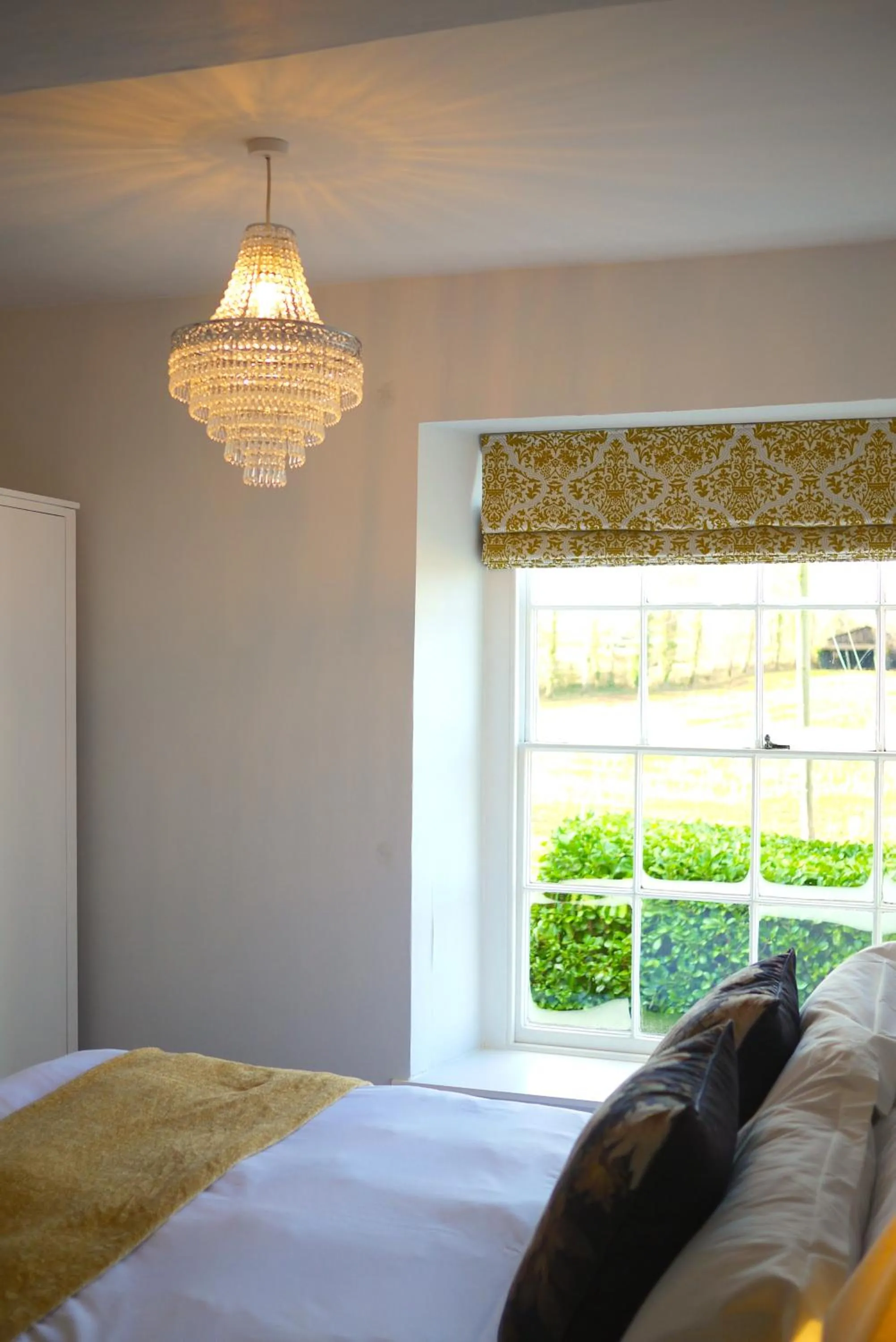 Bed in Glewstone Court Country House Hotel