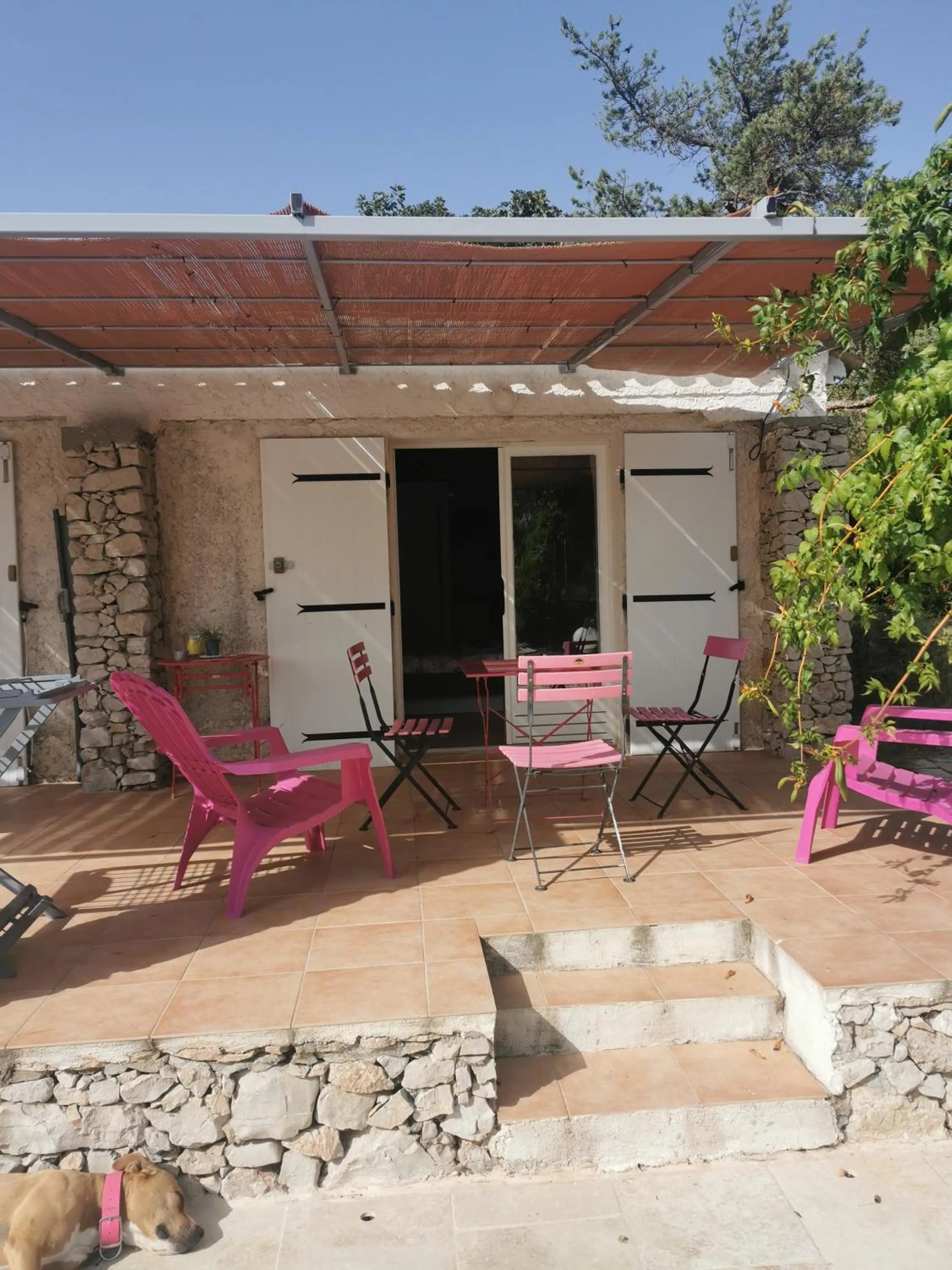 Patio in Le Mas de Cocagne - Gite et Chambre d'hôte - Piscine et SPA