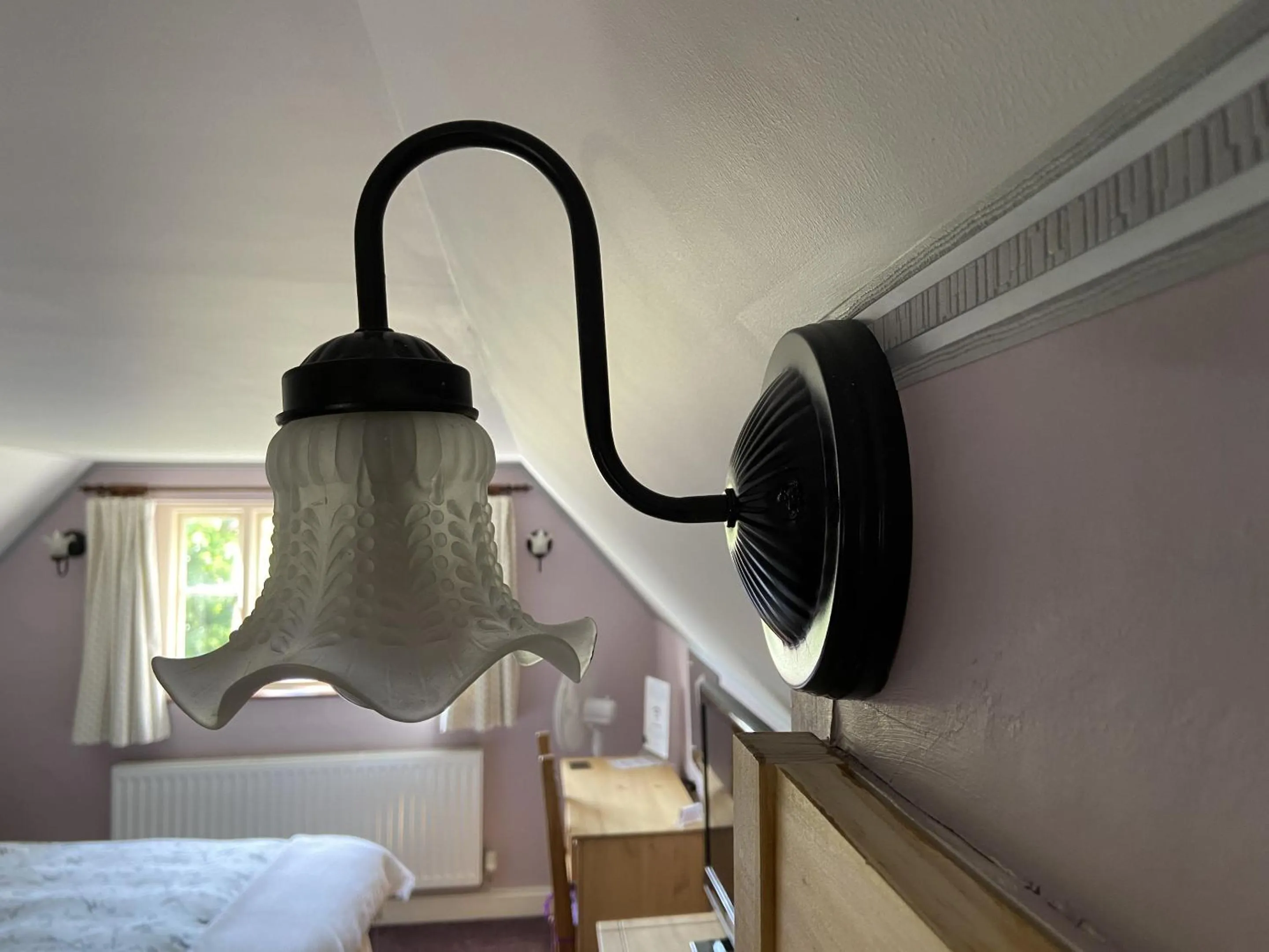 Bedroom, Bed in Yallands Farmhouse