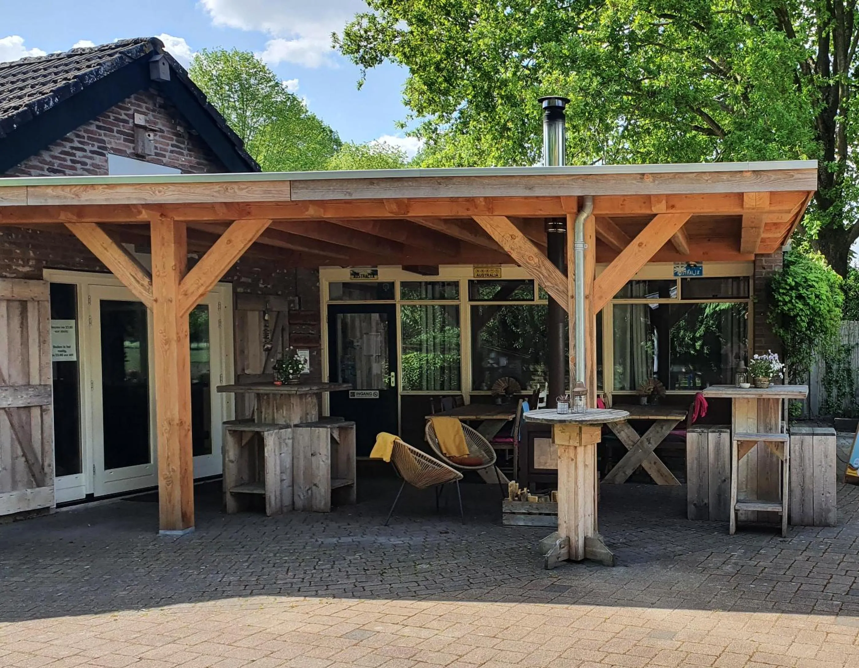 Property building in B&B Aangenaam - Olde Horst Diever