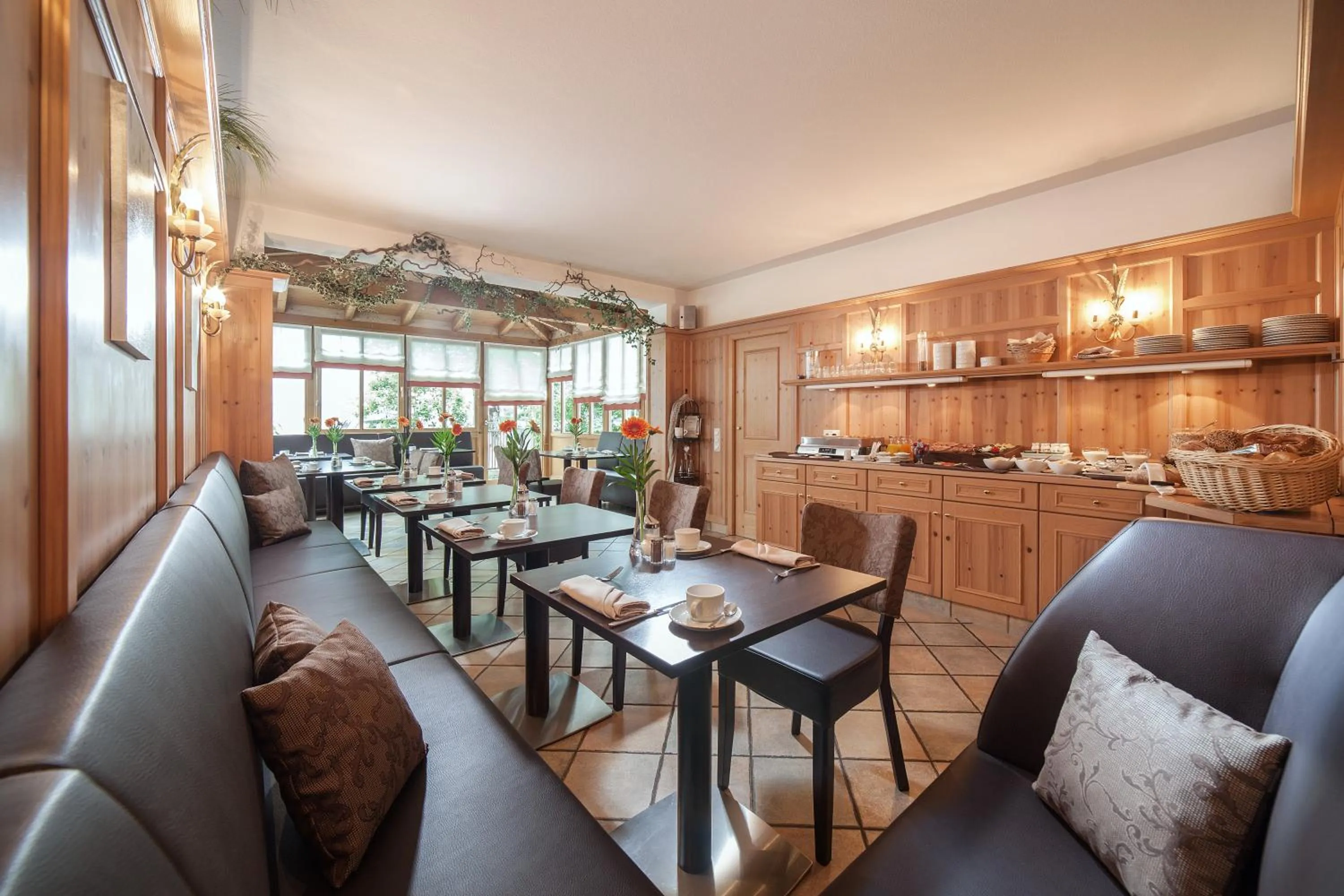 Restaurant/places to eat in Hotel Eschenhof