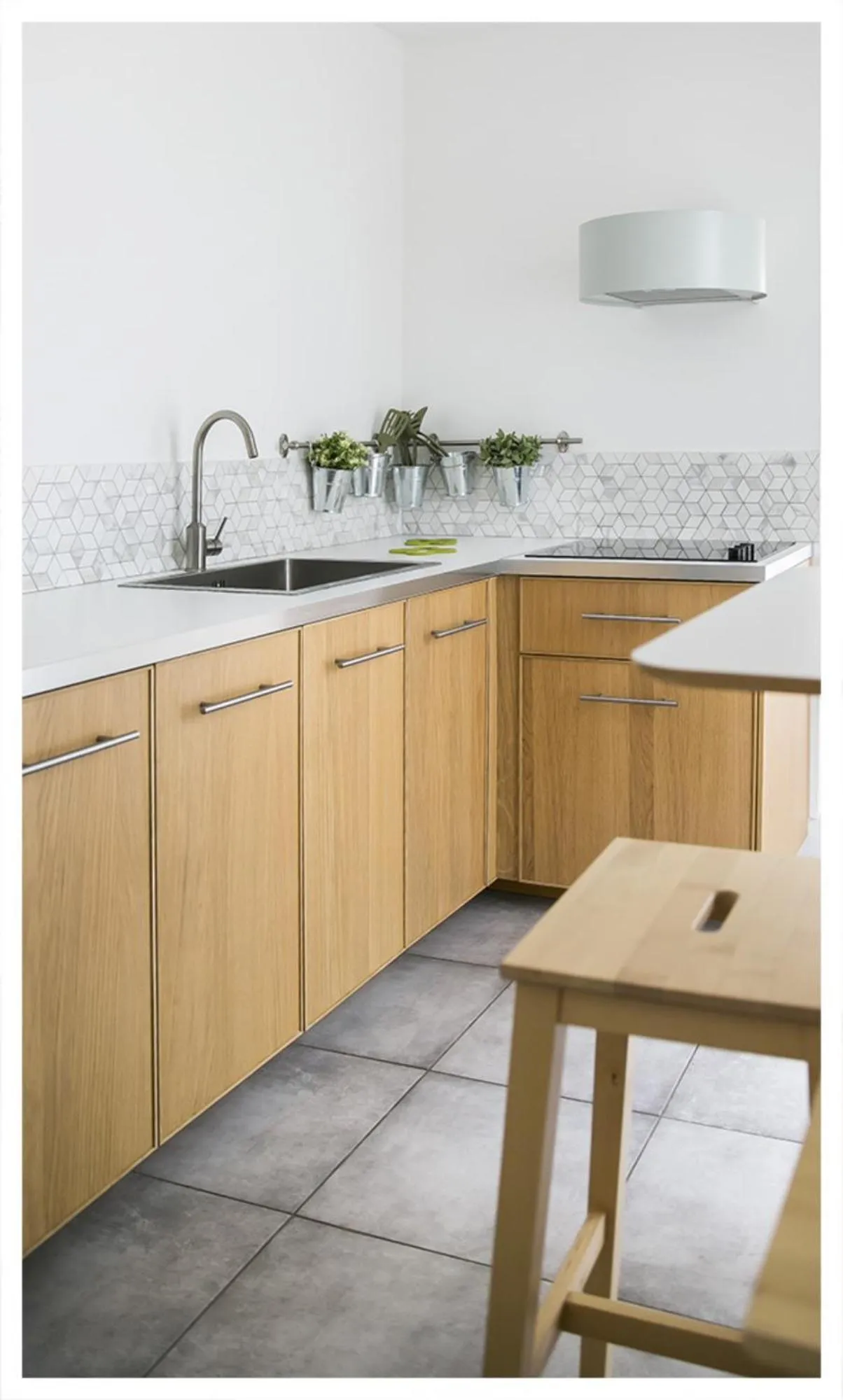 Kitchen or kitchenette in URBAN LOFT & SPA Marseille