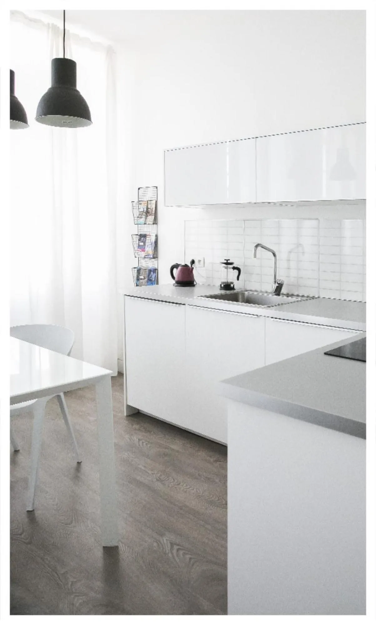 Kitchen or kitchenette in URBAN LOFT & SPA Marseille