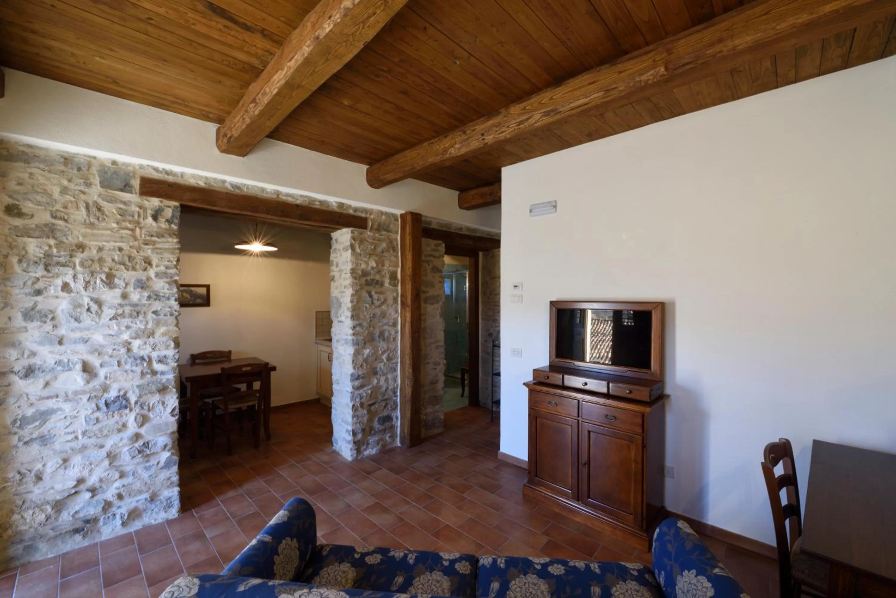 TV and multimedia in Borgotufi Albergo Diffuso