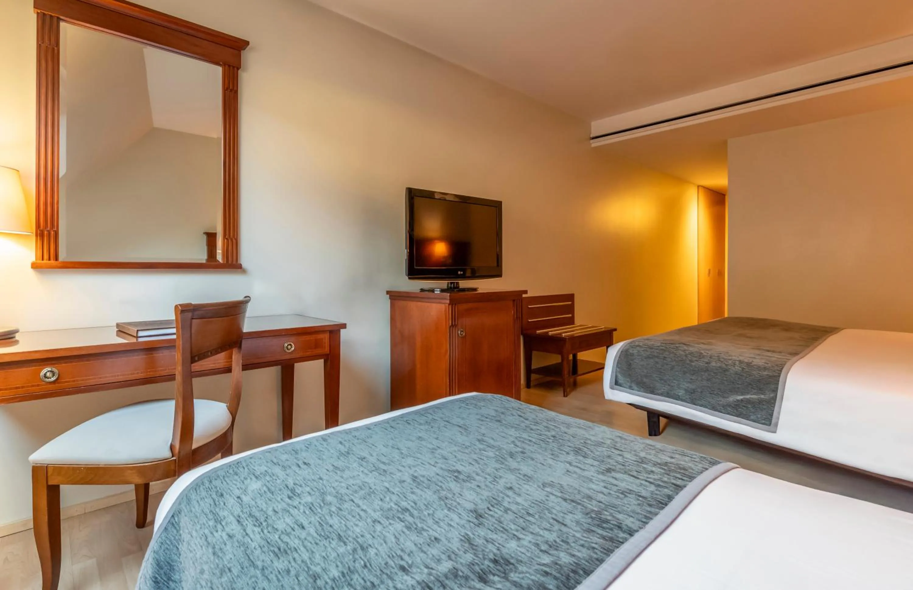 TV and multimedia, Bed in Hesperia Andorra