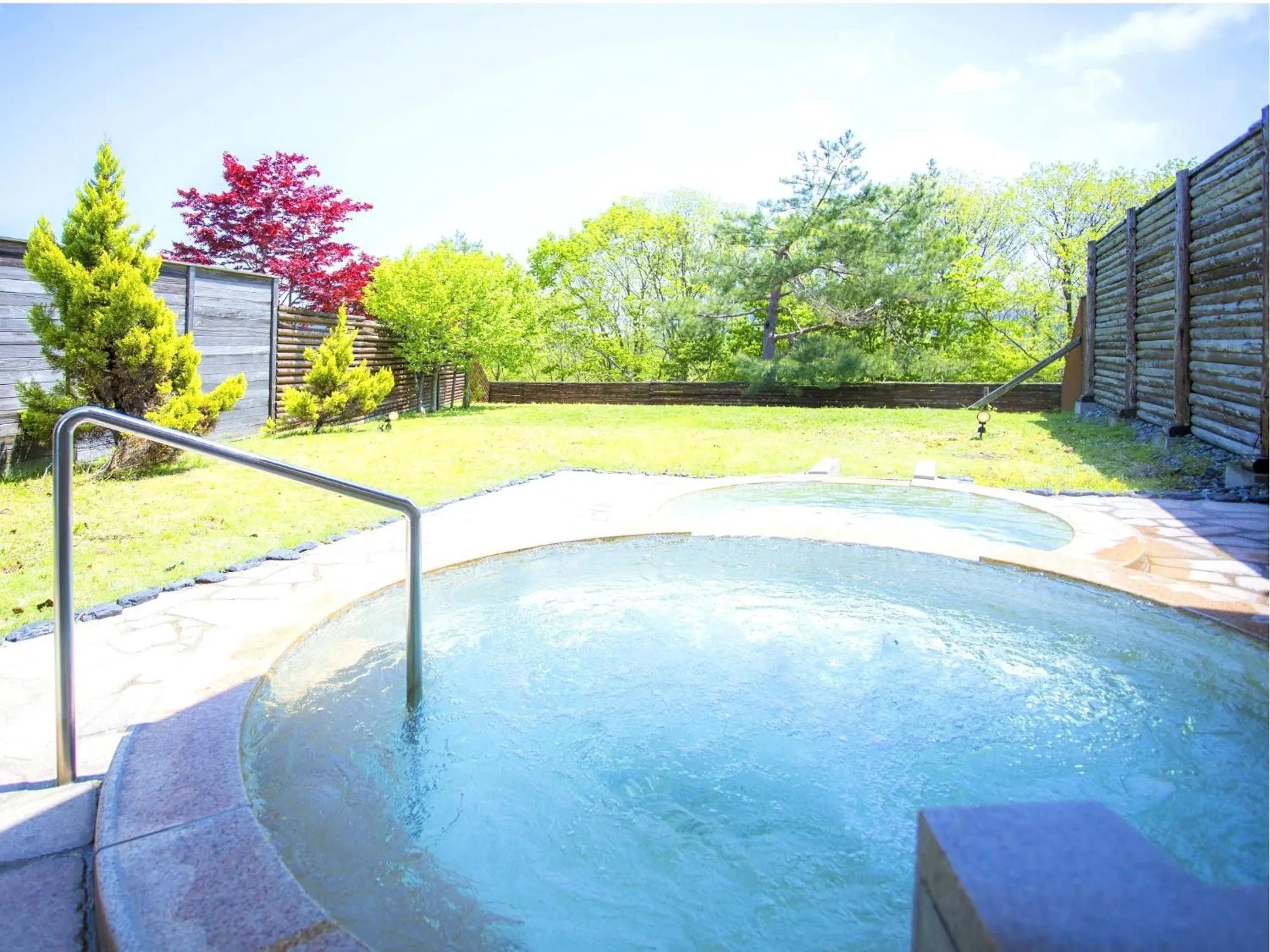 Open Air Bath in Mineyama Kogen Hotel Relaxia