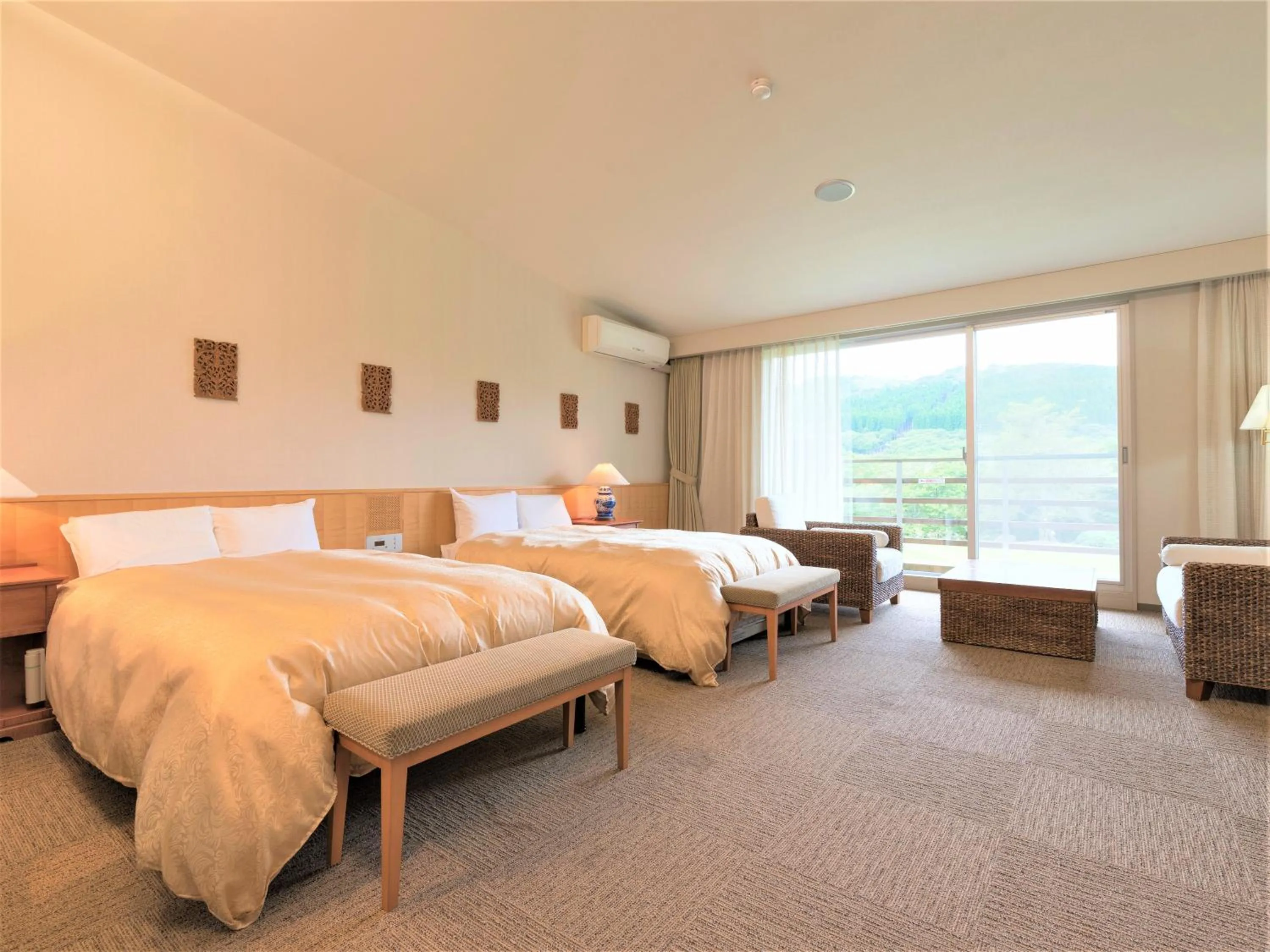 Bedroom, Bed in Mineyama Kogen Hotel Relaxia