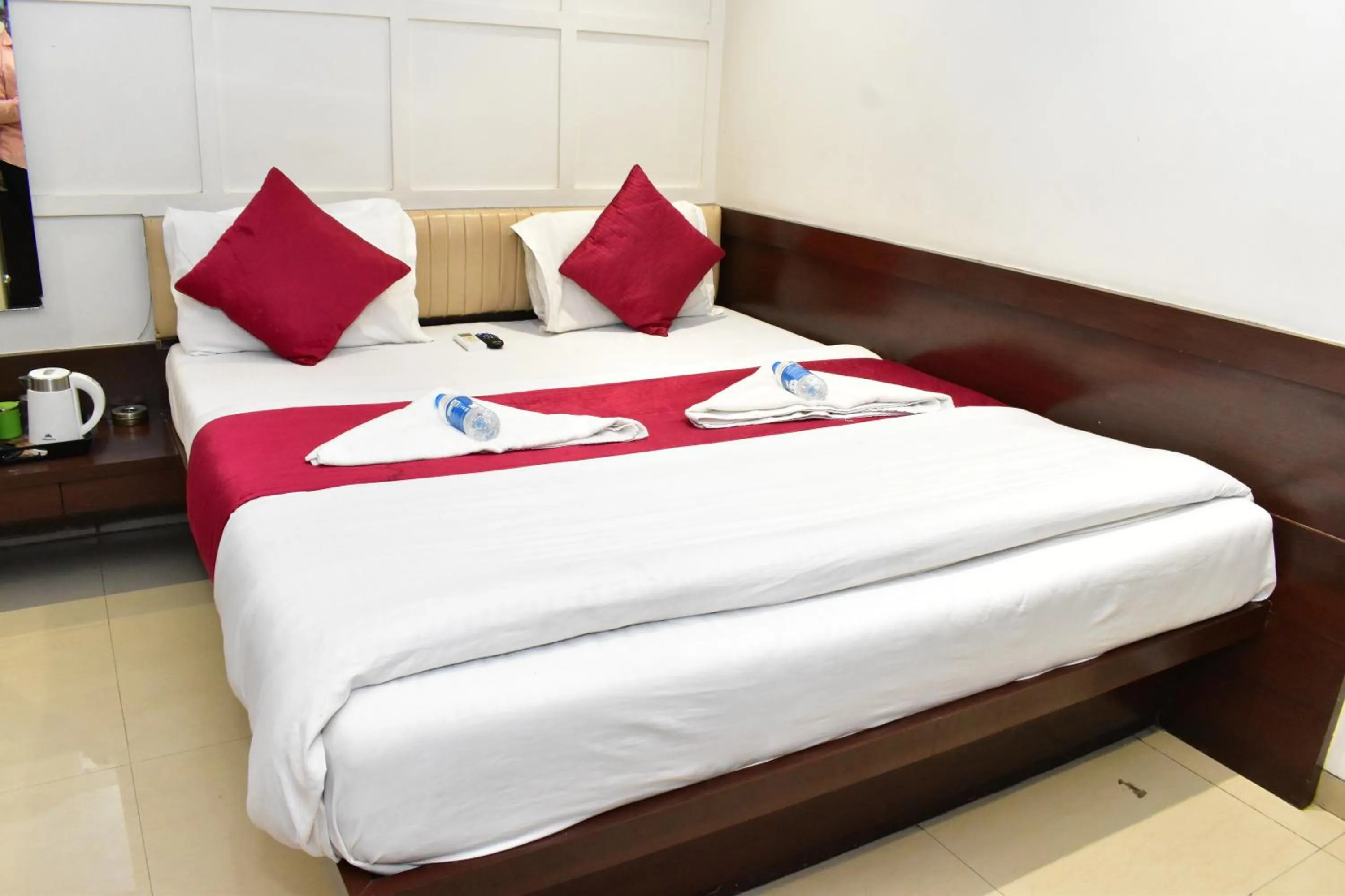 Bedroom, Bed in Hotel Anand Palace