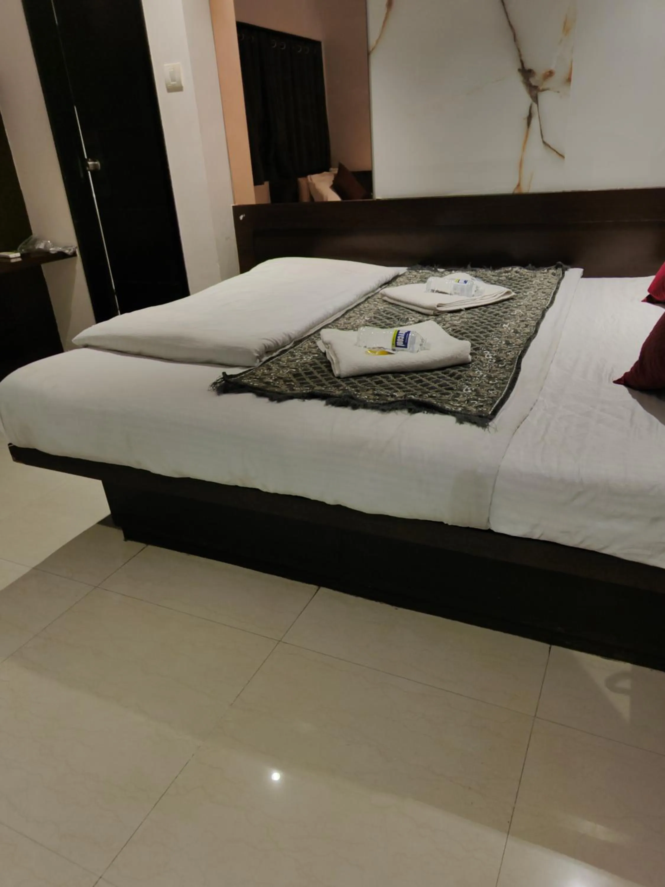 Bedroom, Bed in Hotel Anand Palace