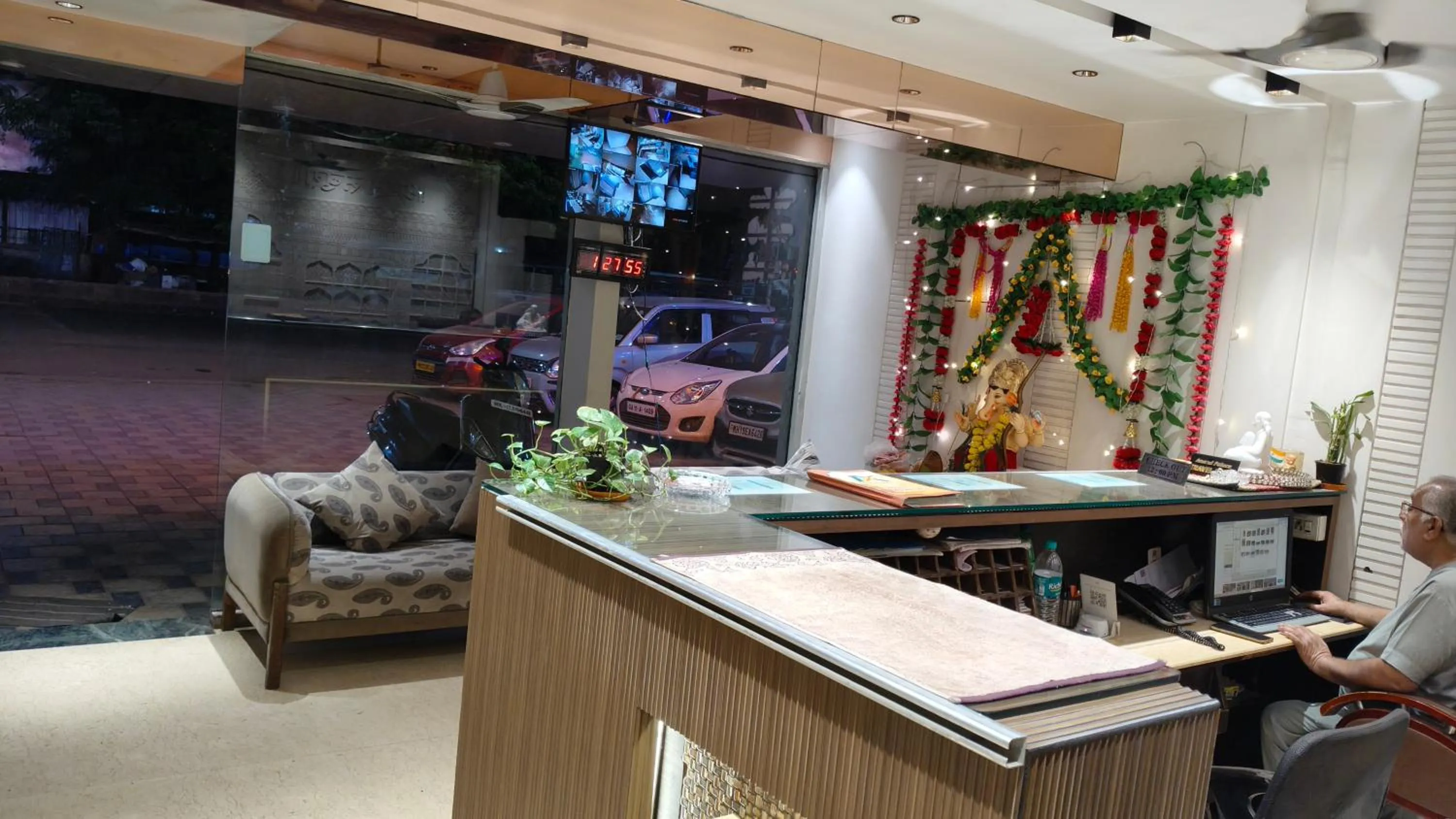 Property building in Hotel Anand Palace