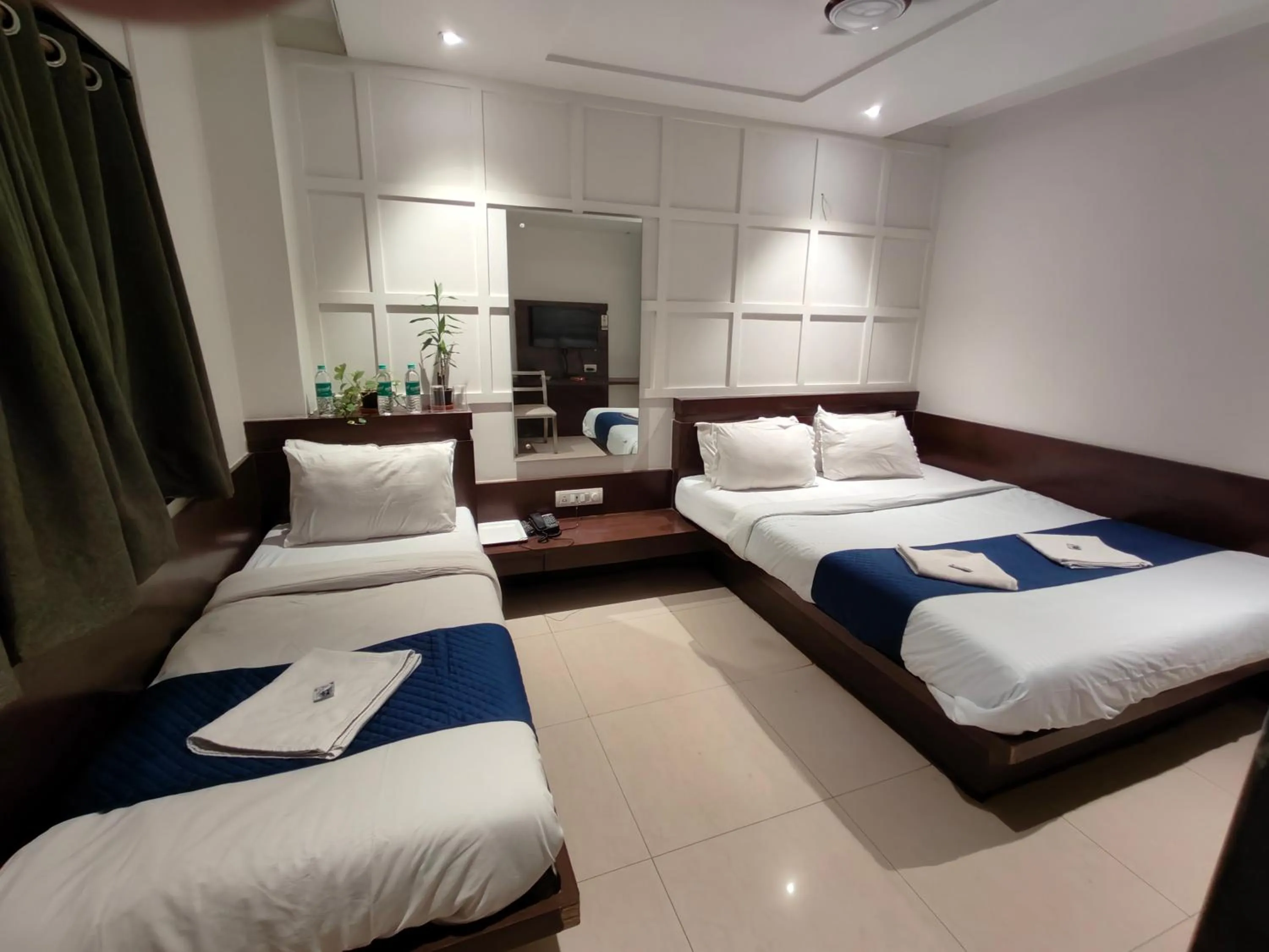 Bedroom, Bed in Hotel Anand Palace