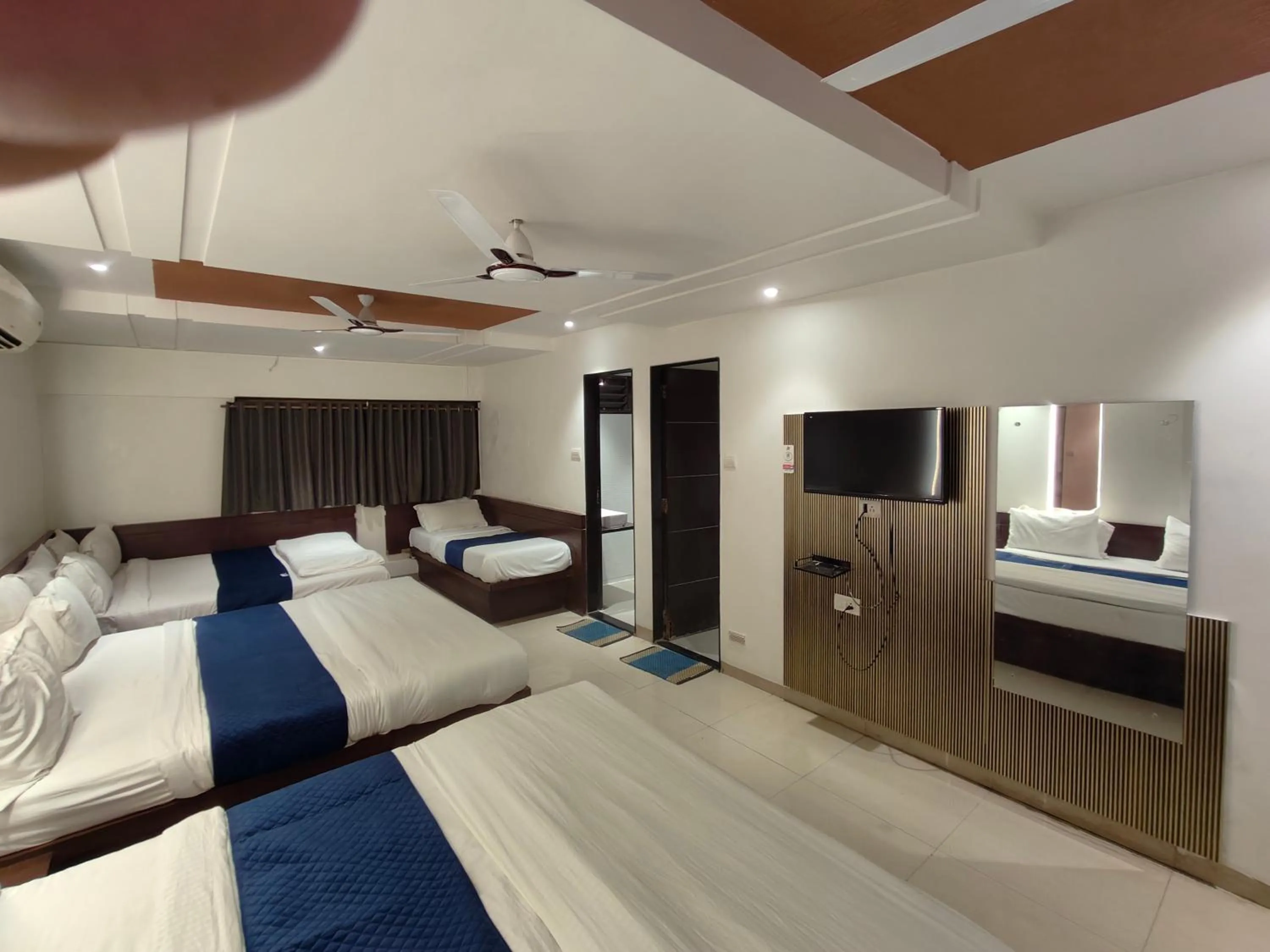 Bedroom, Bed in Hotel Anand Palace